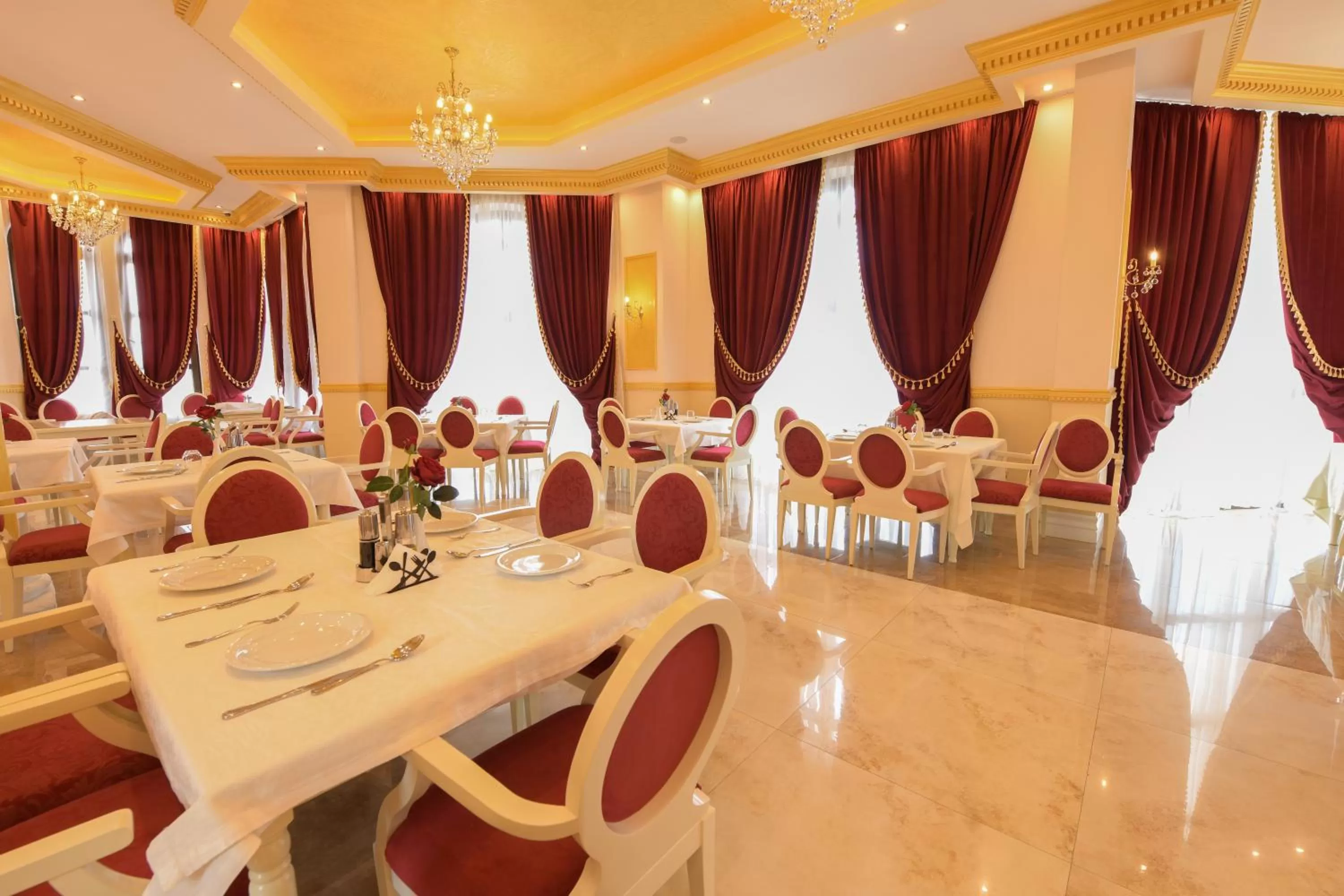 Breakfast, Restaurant/Places to Eat in Luani ARTE