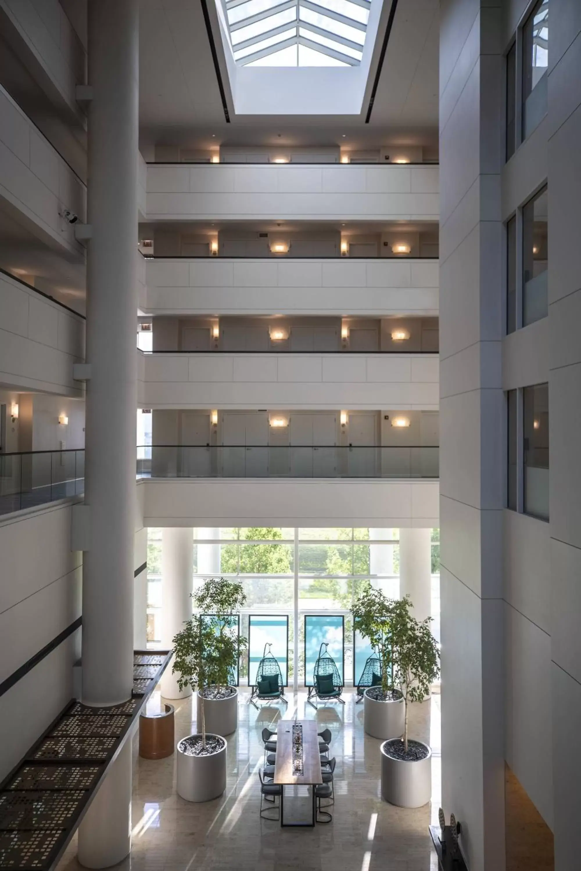 Lobby or reception in Renaissance Schaumburg Convention Center Hotel