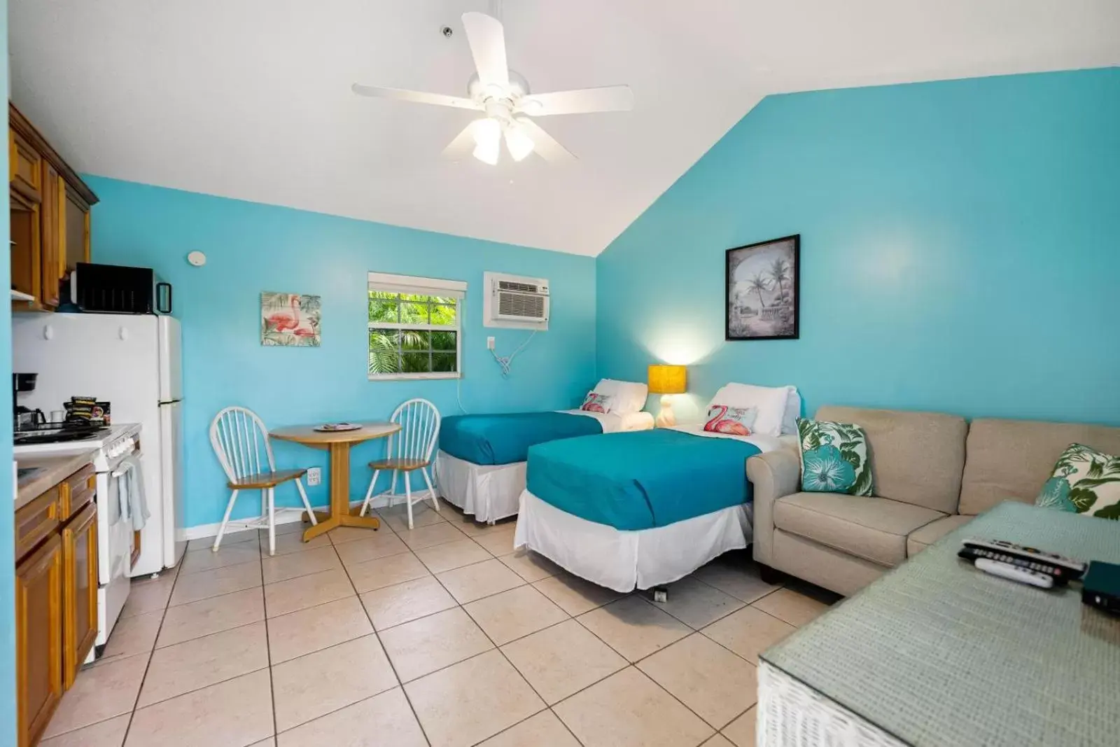 Seating Area in Seahorse Beach Bungalows