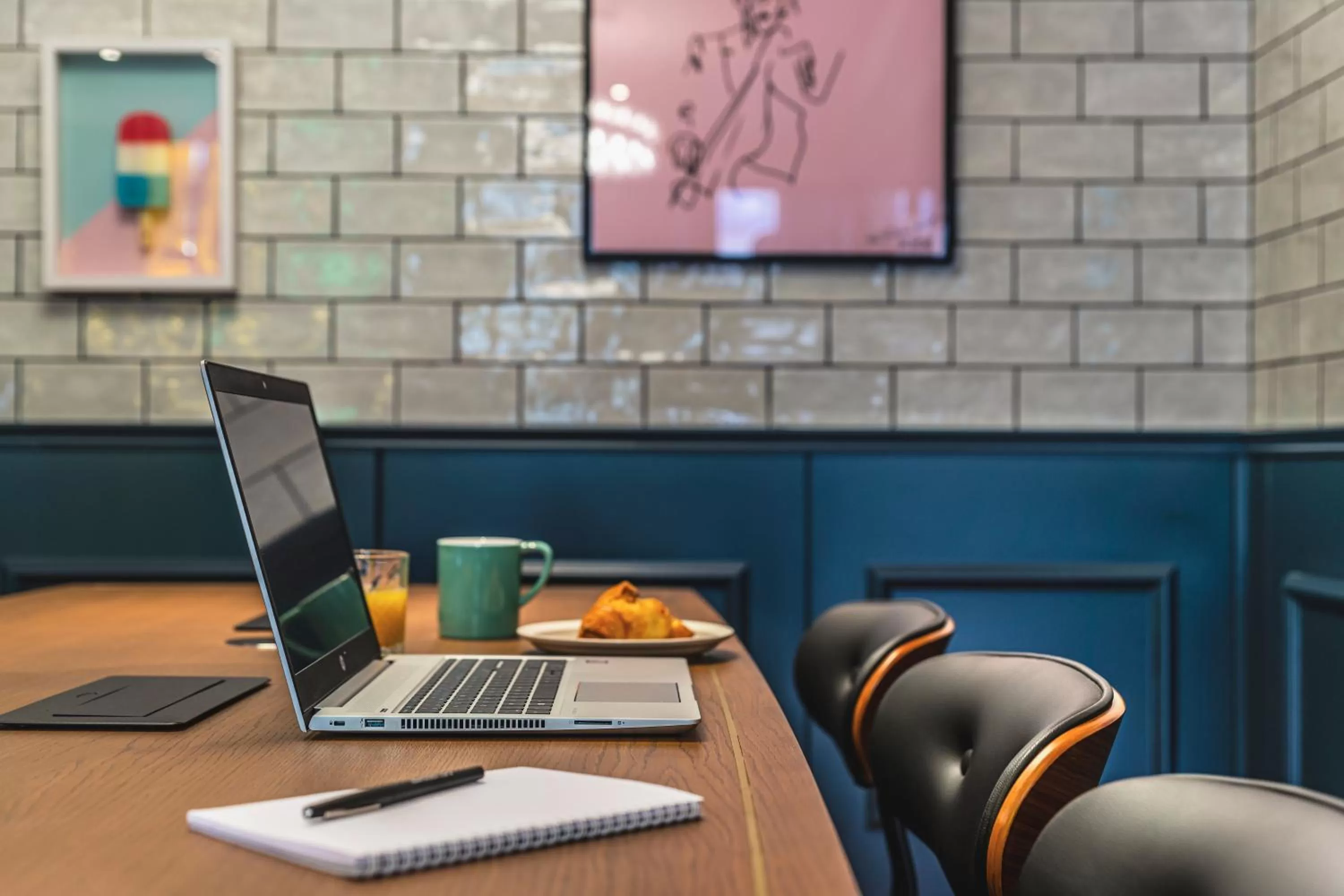 Business facilities in The ReMIX Hotel