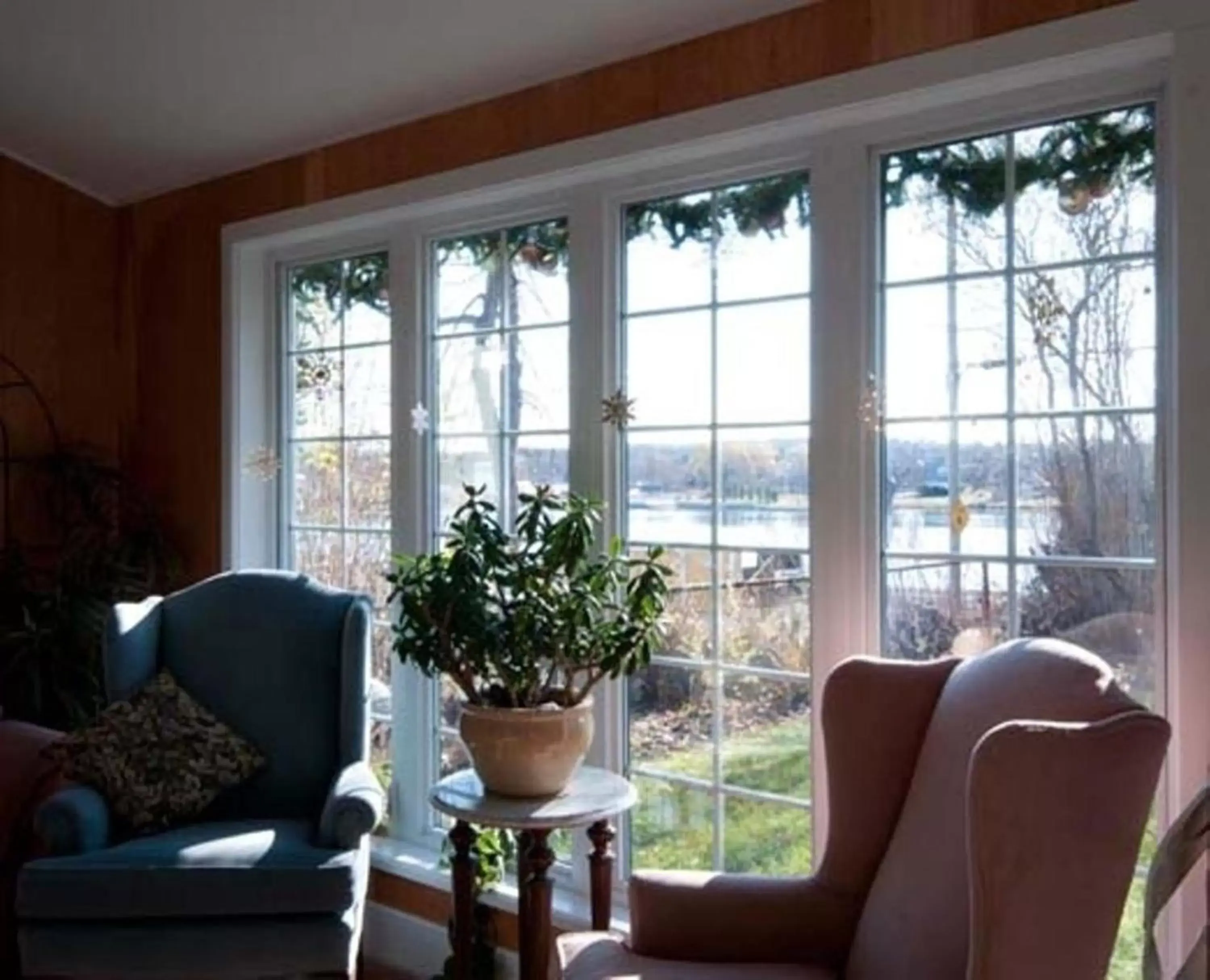 Seating Area in Hastings House Bed & Breakfast