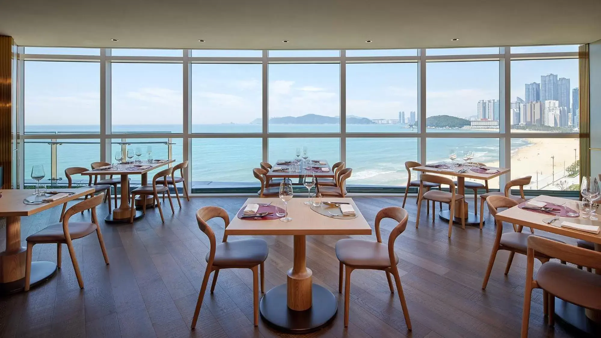 Breakfast, Restaurant/Places to Eat in Signiel Busan