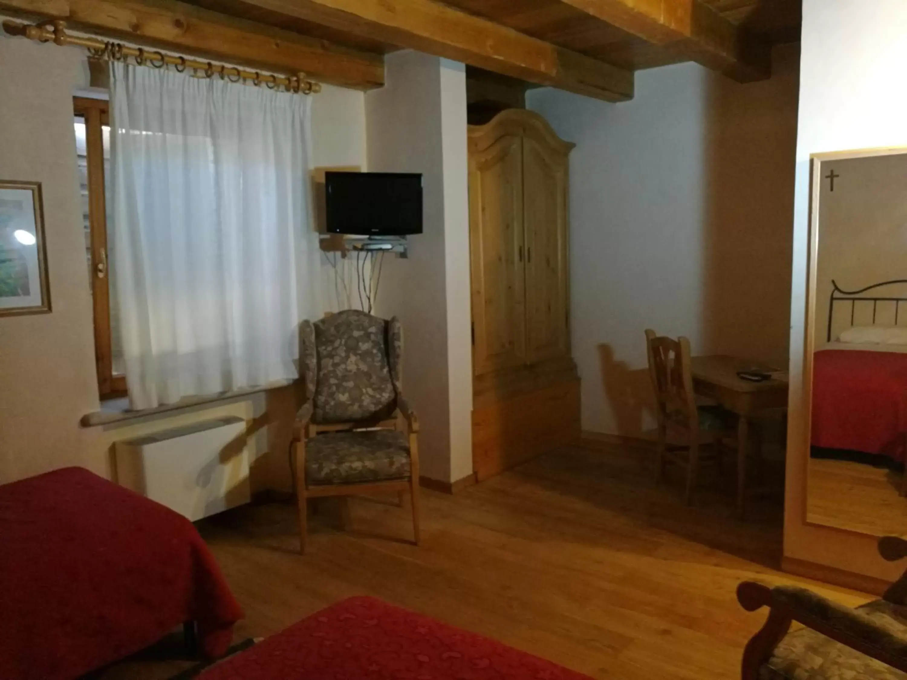 Bedroom, TV/Entertainment Center in Costa degli Ulivi