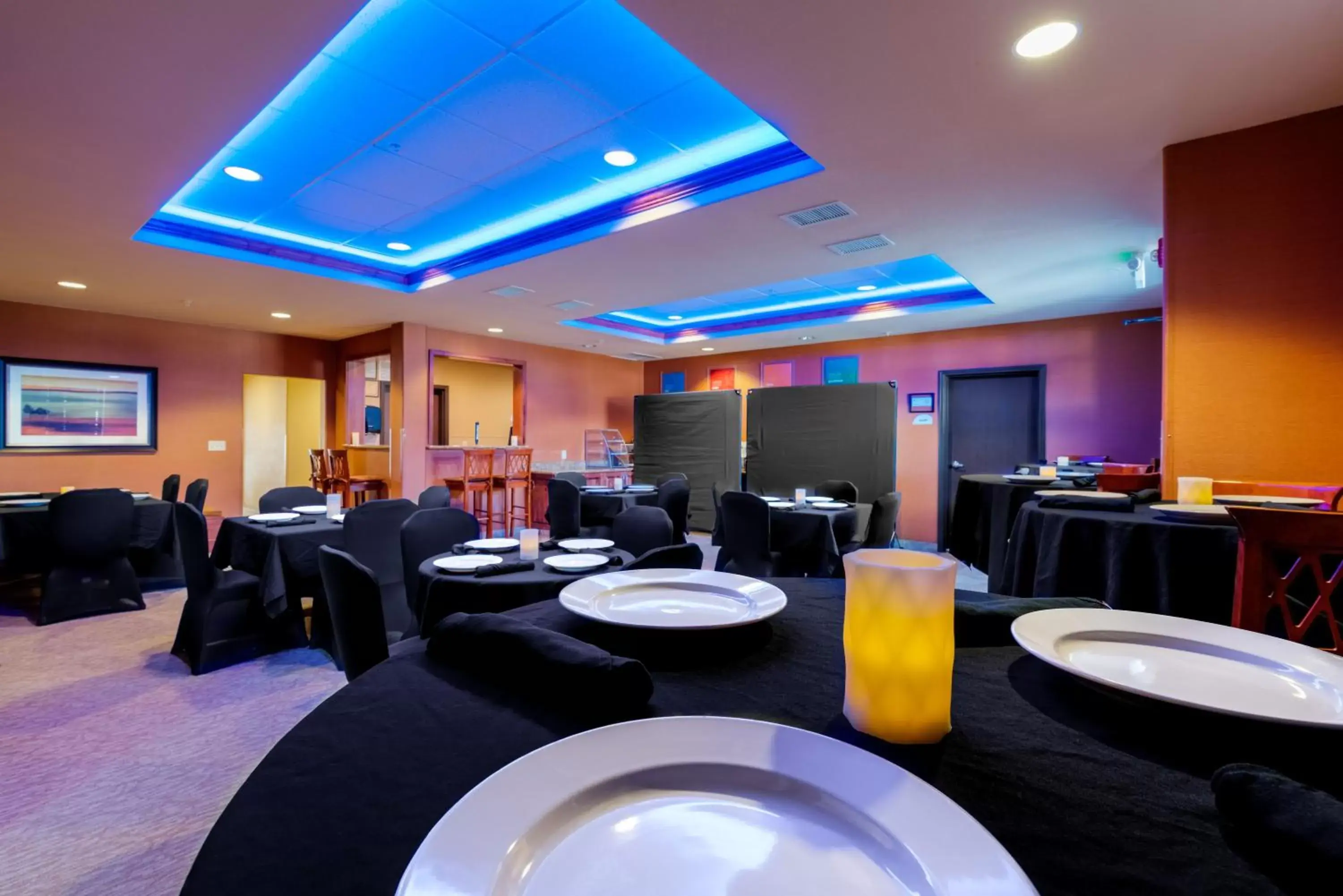 Restaurant/places to eat, Banquet Facilities in Grand Vista Hotel Parachute