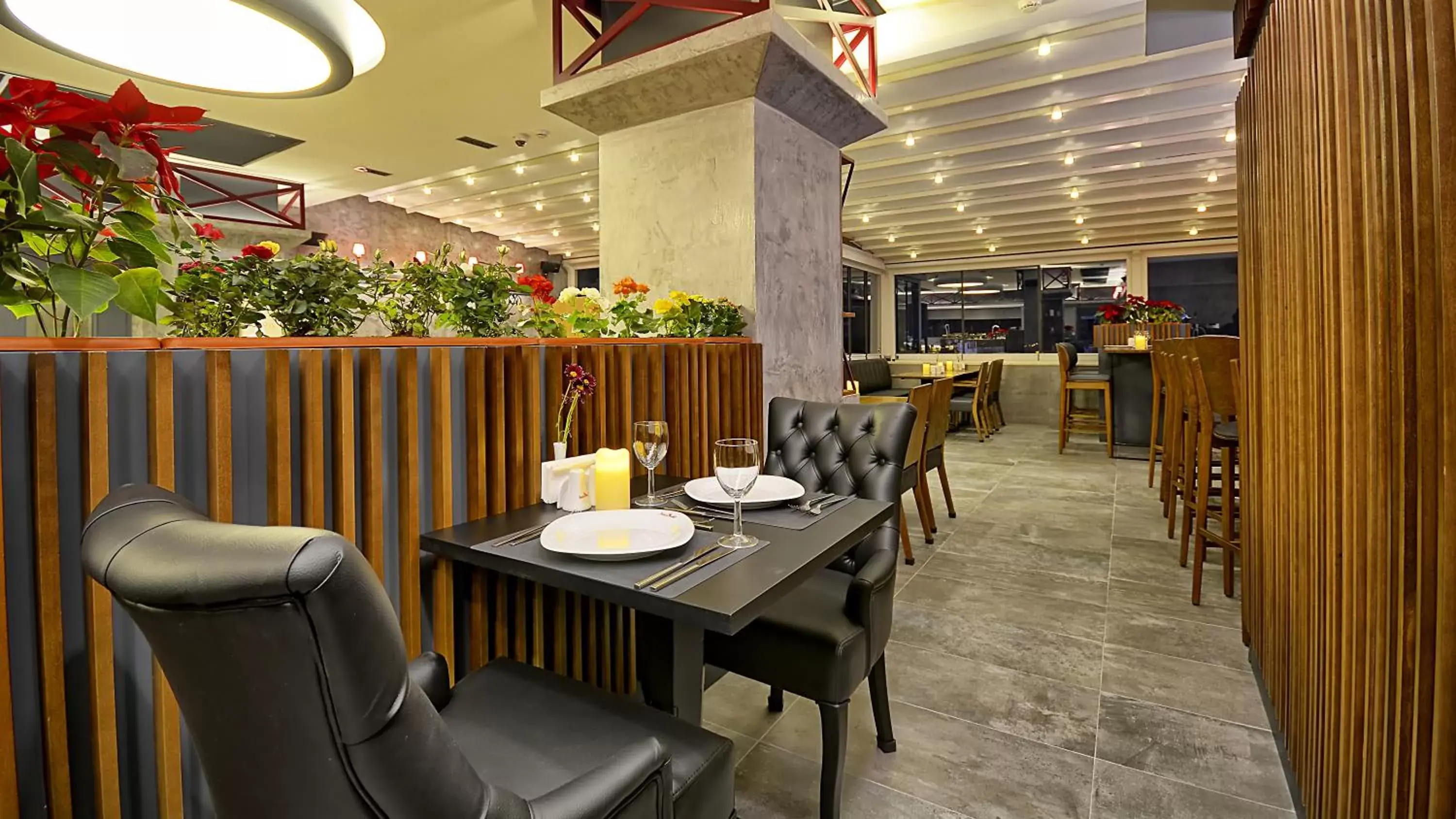 Meals, Restaurant/Places to Eat in Samir Deluxe Hotel