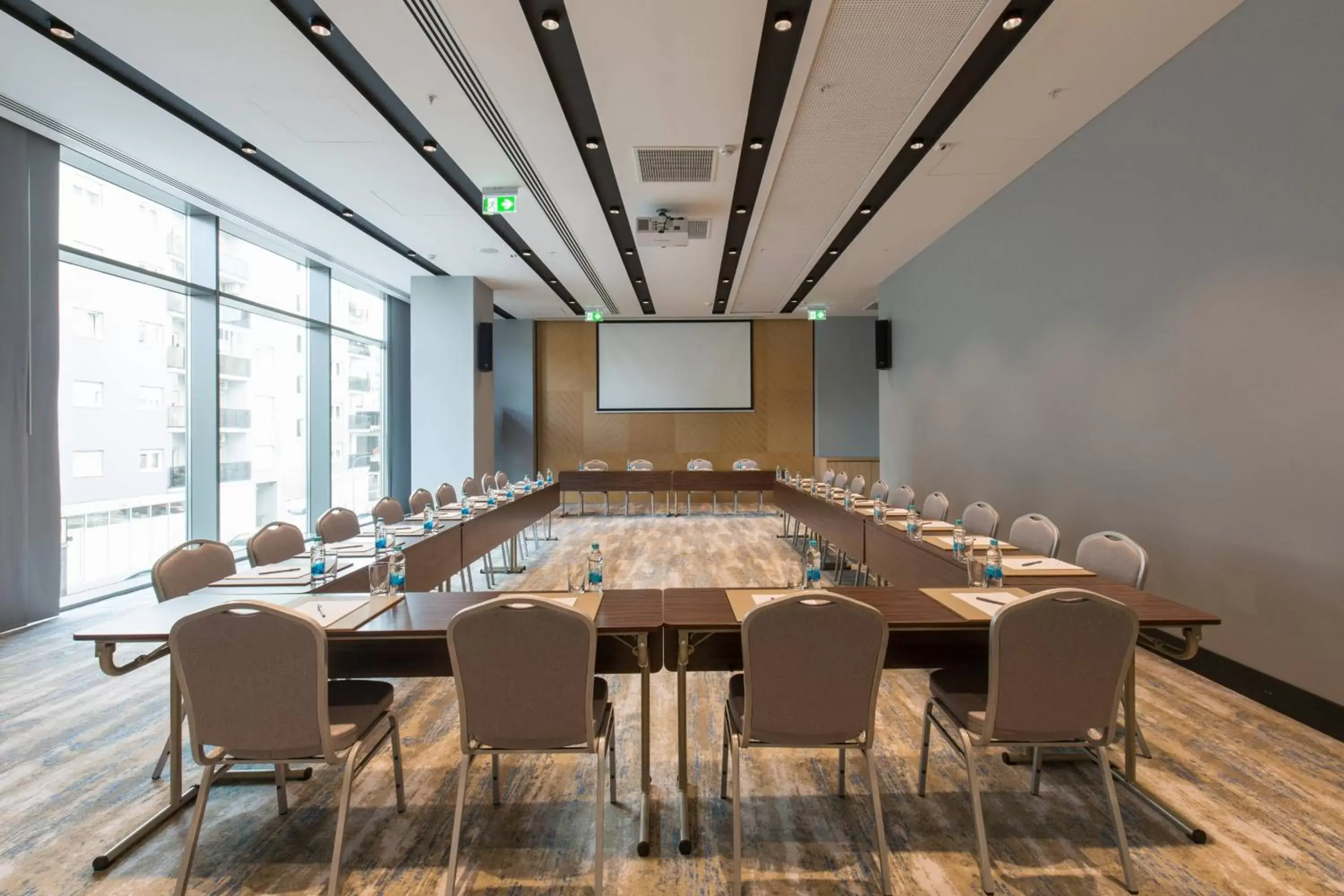 Meeting/conference room in Courtyard by Marriott Banja Luka