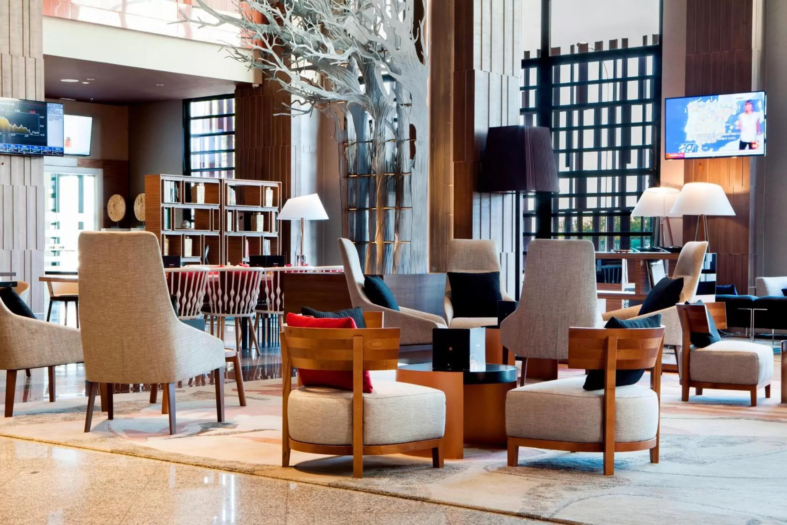 Restaurant/places to eat, Lounge/Bar in Madrid Marriott Auditorium Hotel & Conference Center