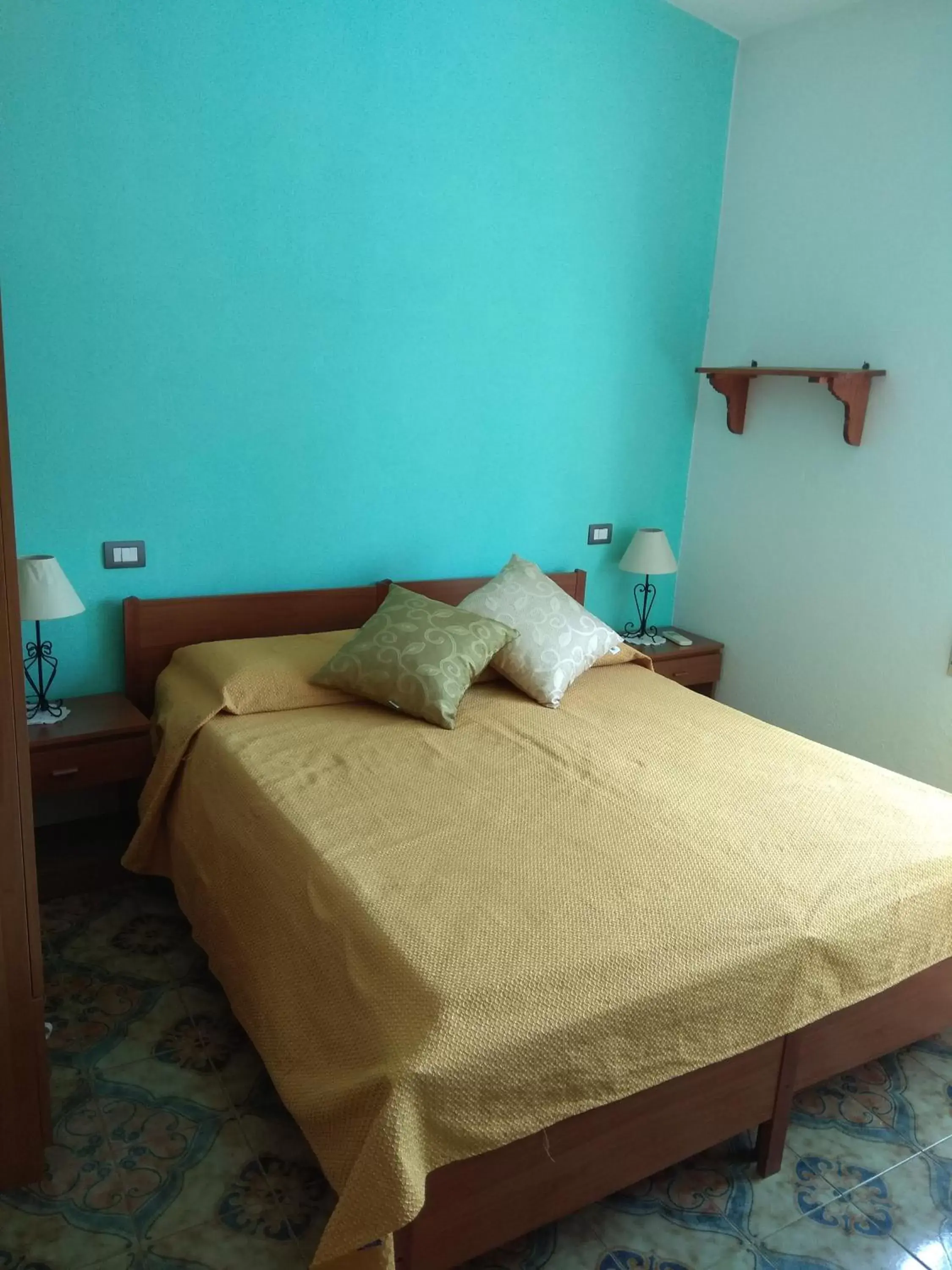 Double Room with Private Bathroom in Bed & Breakfast Paui Double Room with Private Bathroom in Bed & Breakfast Paui