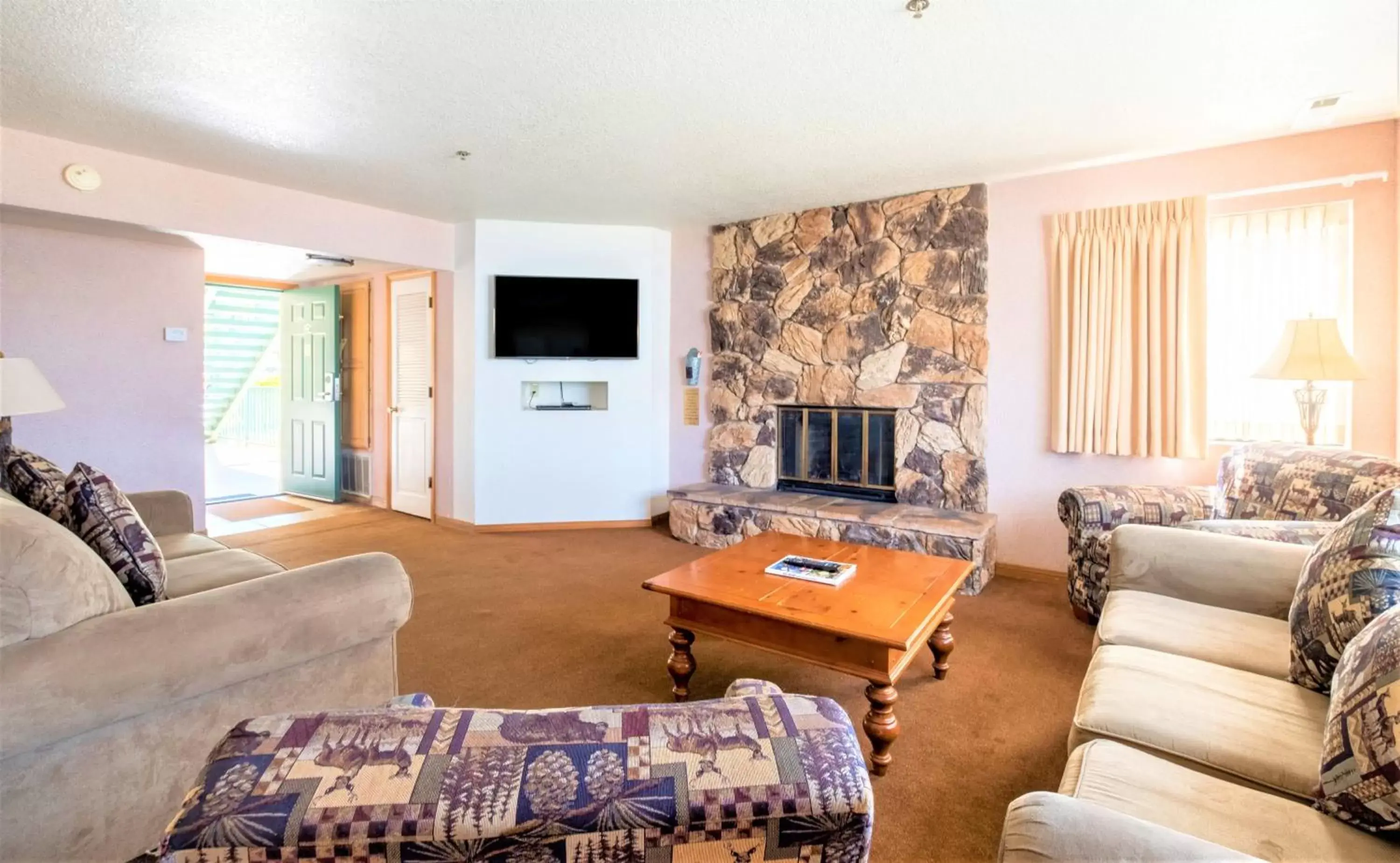 Living room, Seating Area in Lagonita Lodge