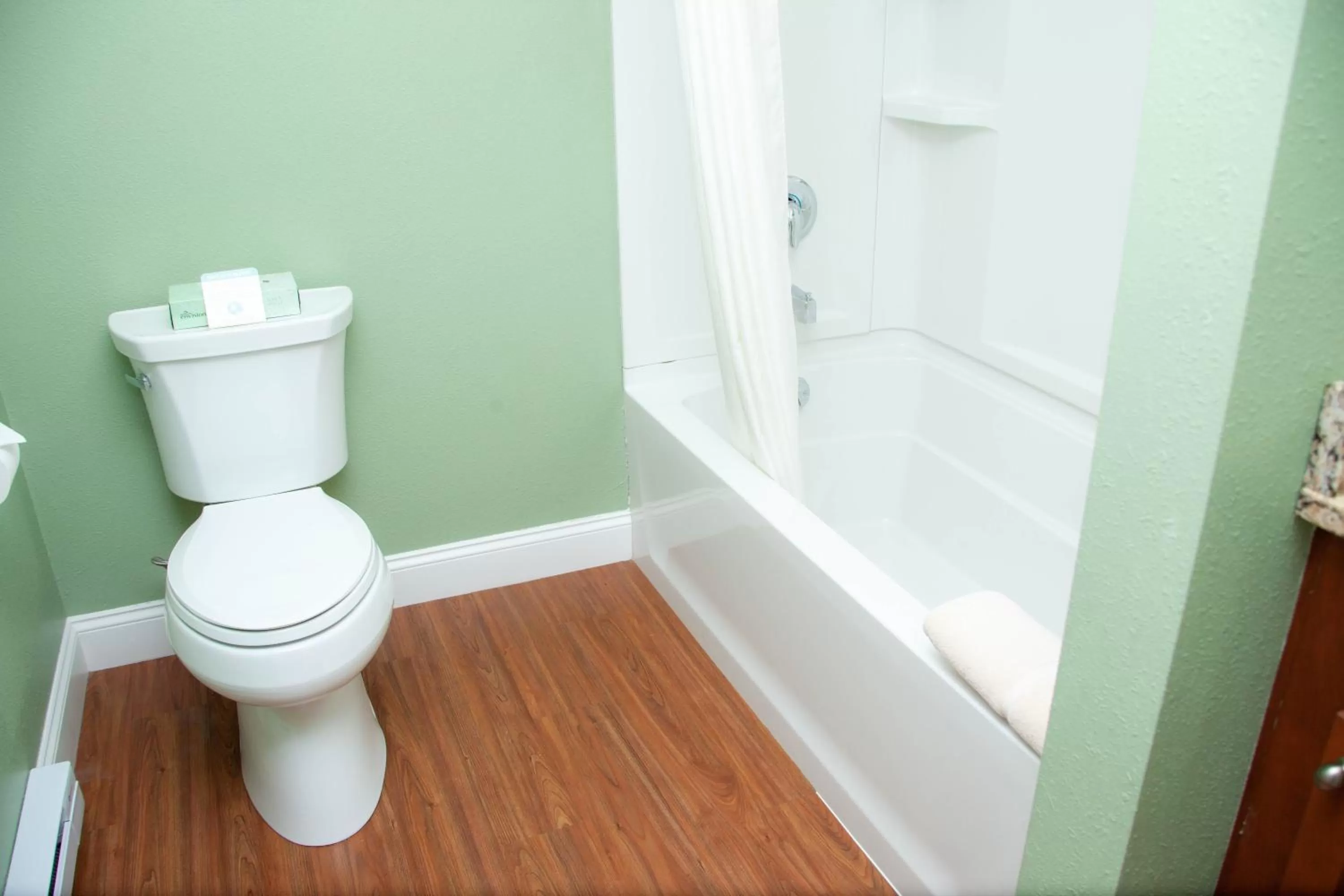 InnSeason Resorts HarborWalk