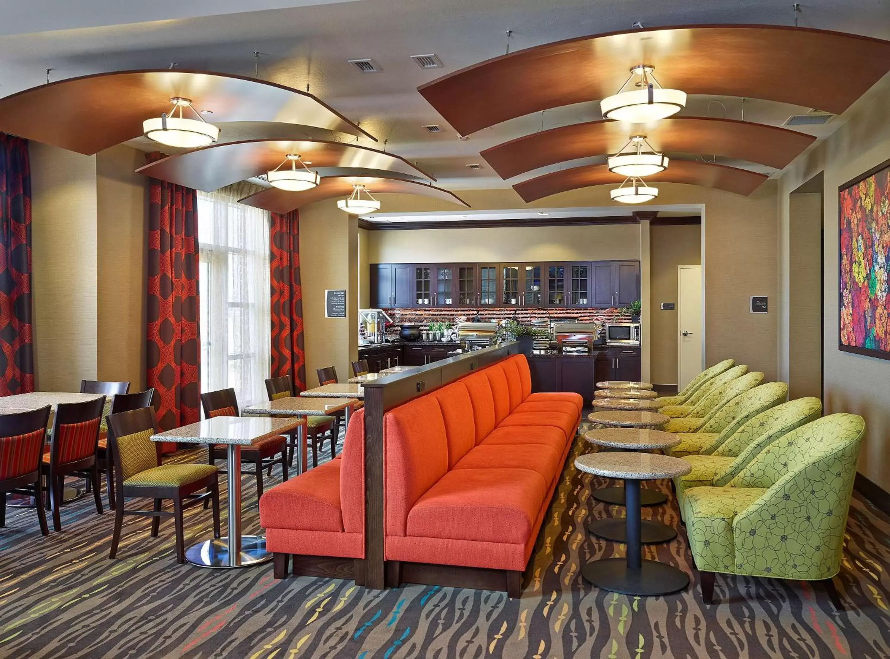 Restaurant/places to eat in Homewood Suites Calgary Airport