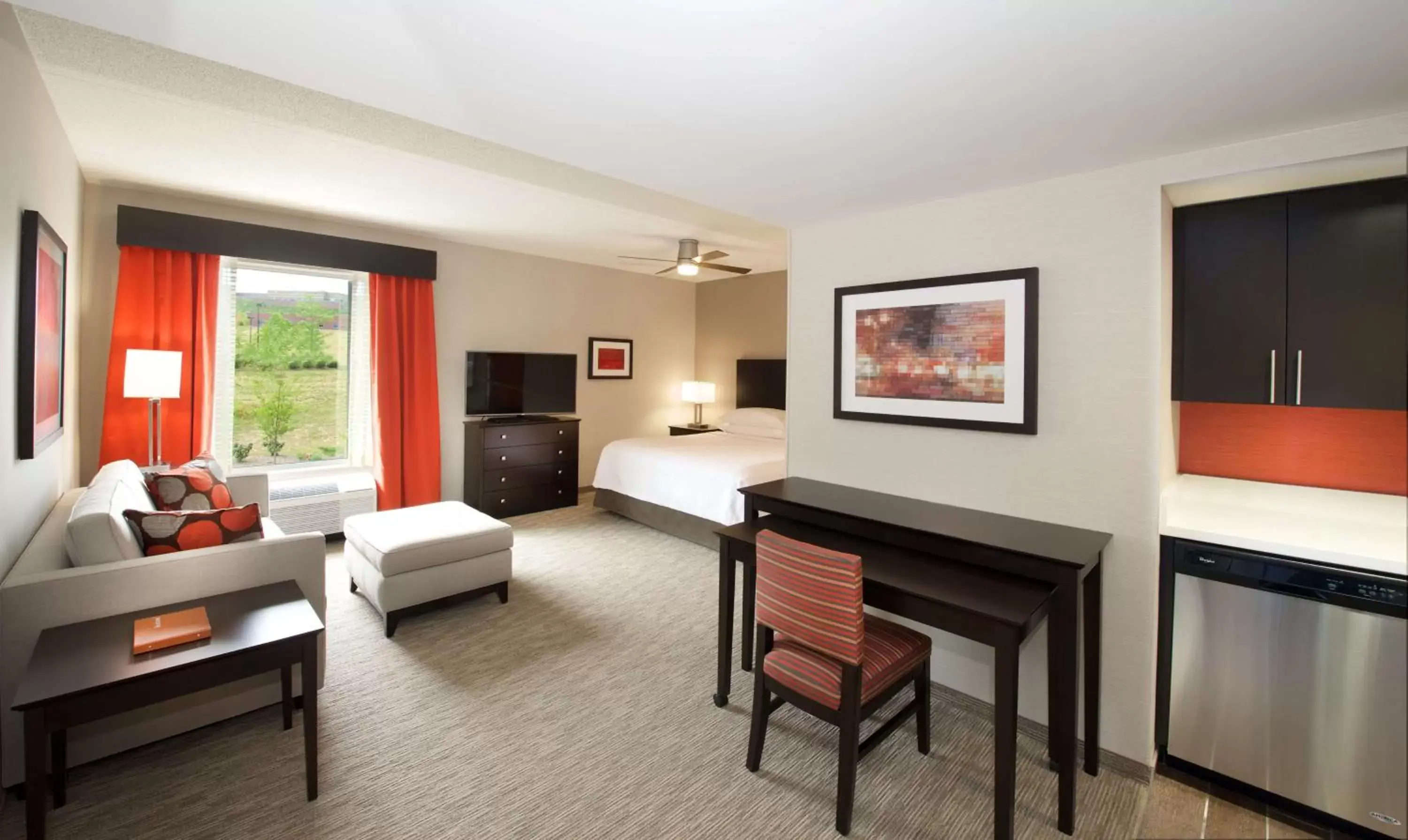 Bedroom, Seating Area in Homewood Suites by Hilton Pittsburgh-Southpointe