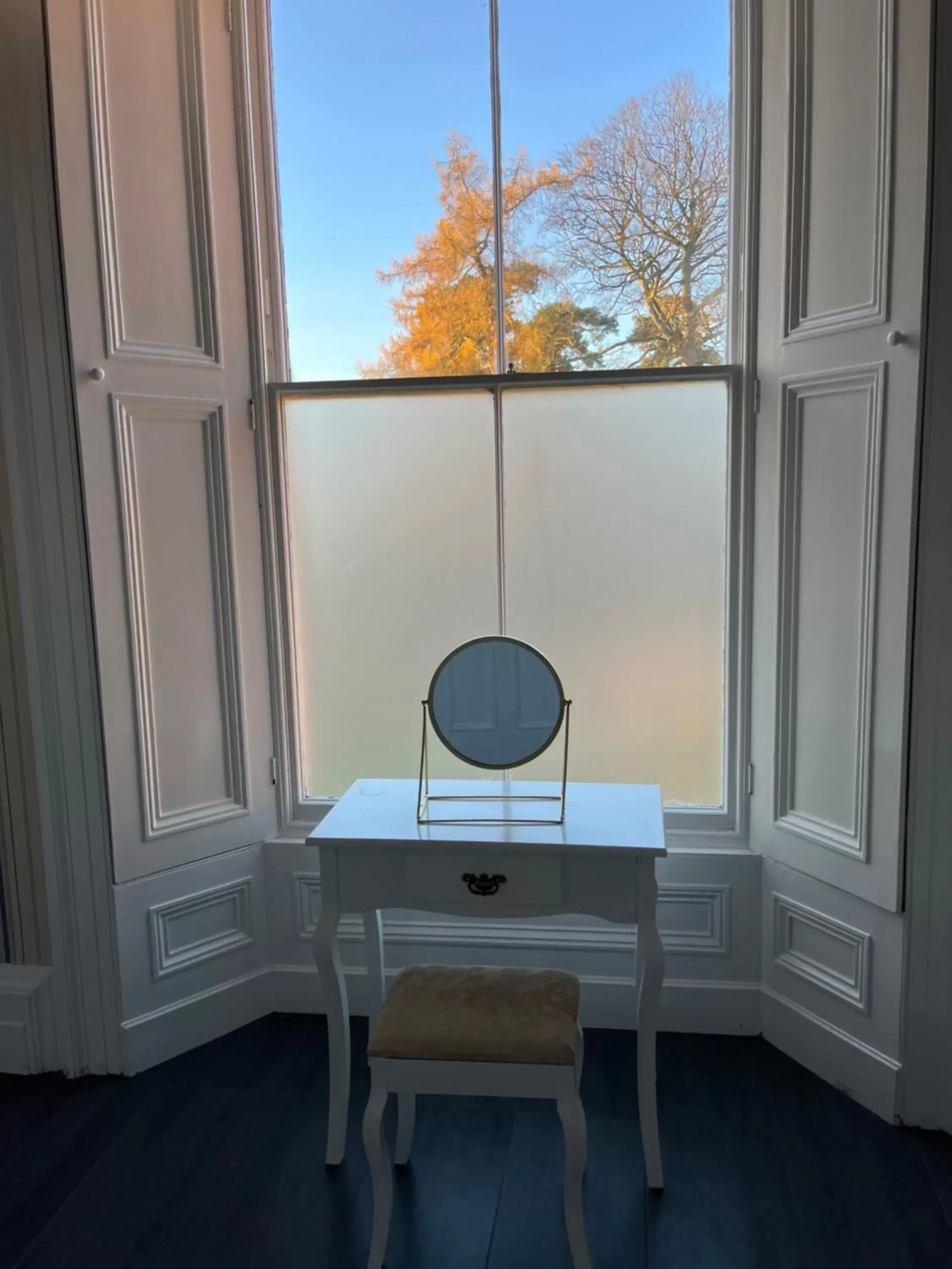 Bedroom in Netley Hall