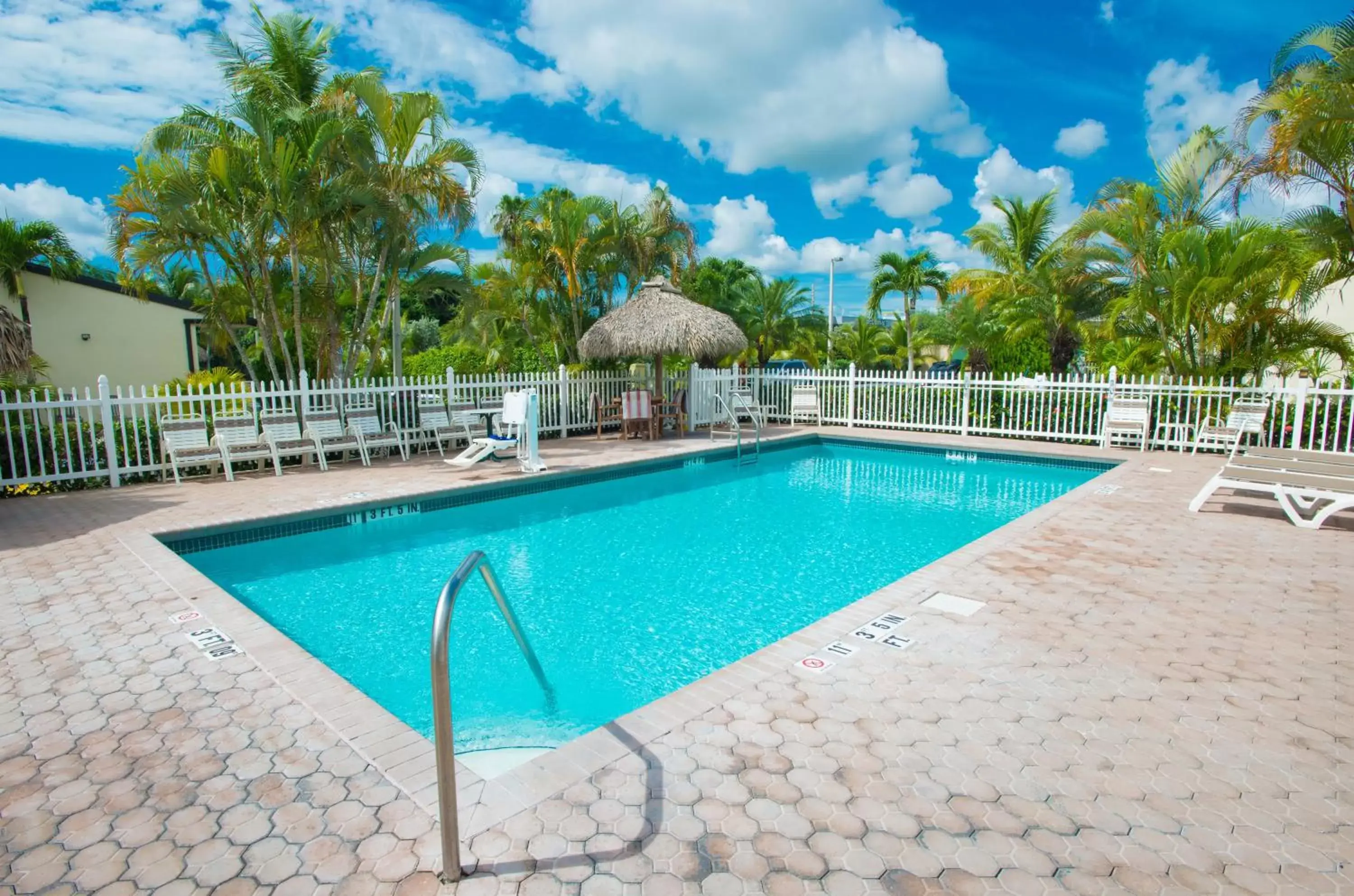 On site, Swimming Pool in Travelodge by Wyndham Florida City/Homestead/Everglades