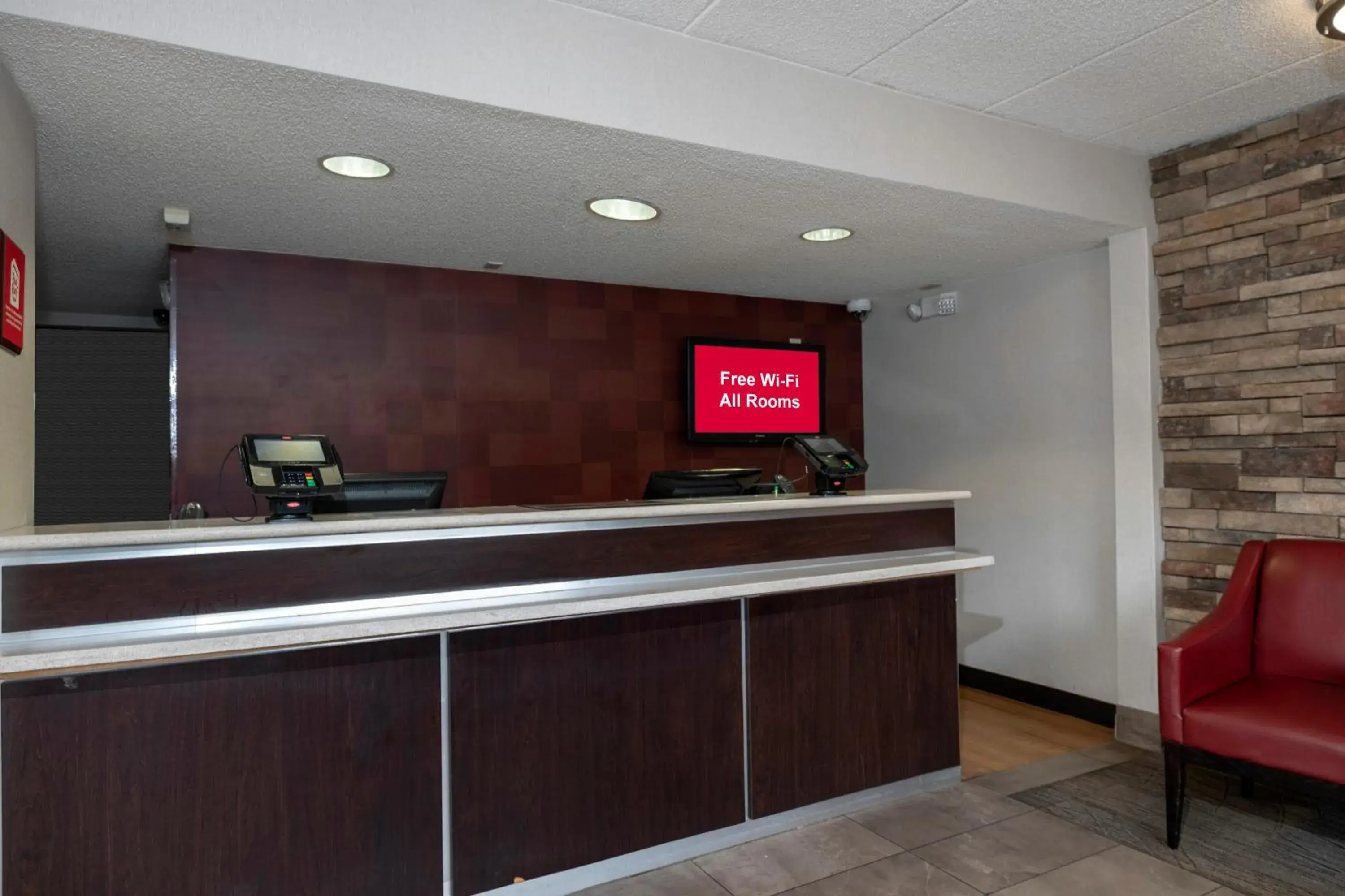 Lobby or reception in Red Roof Inn Washington DC-Lanham Lobby or reception in Red Roof Inn Washington DC-Lanham