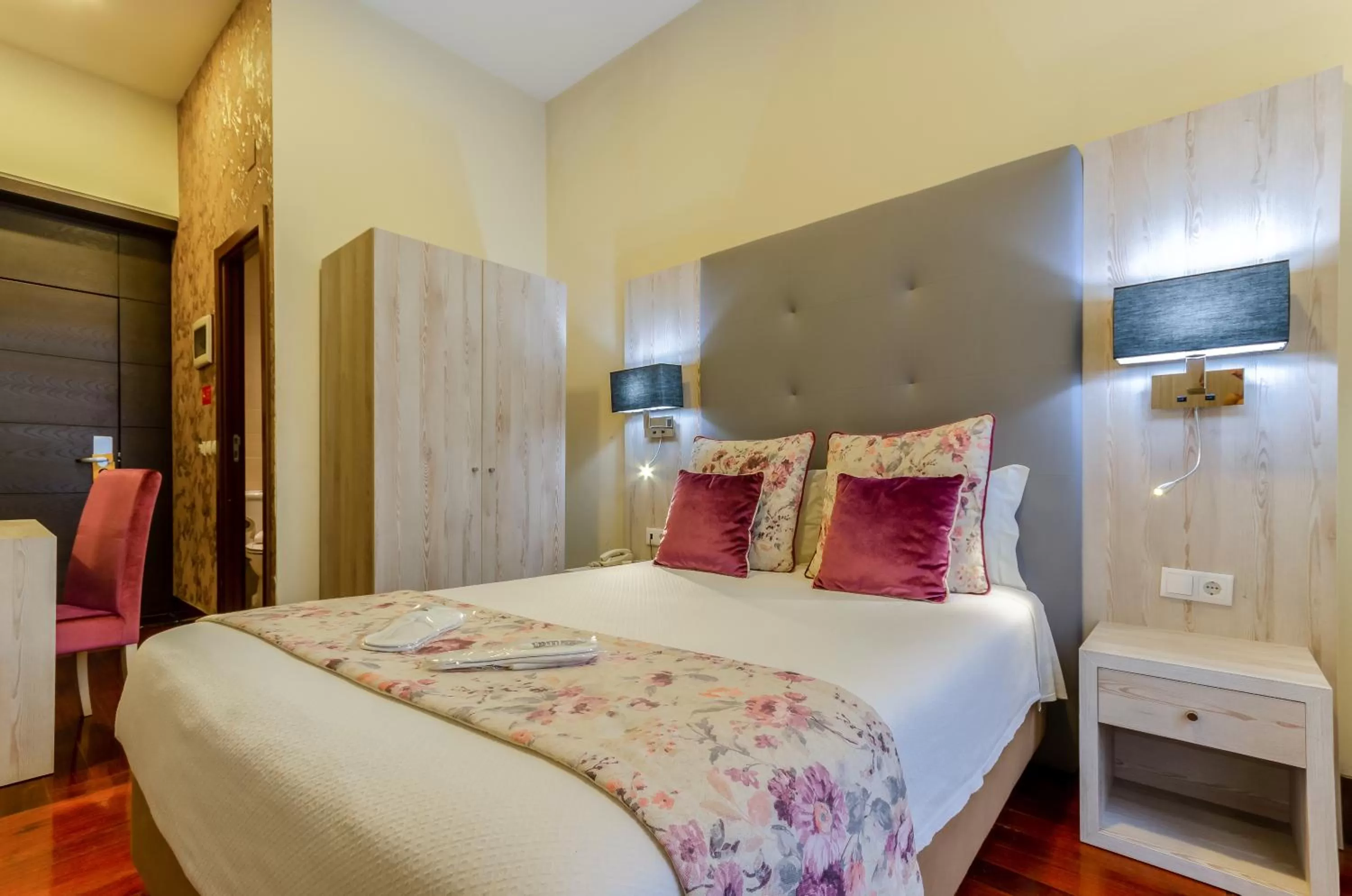 Bed in Hotel INN Rossio