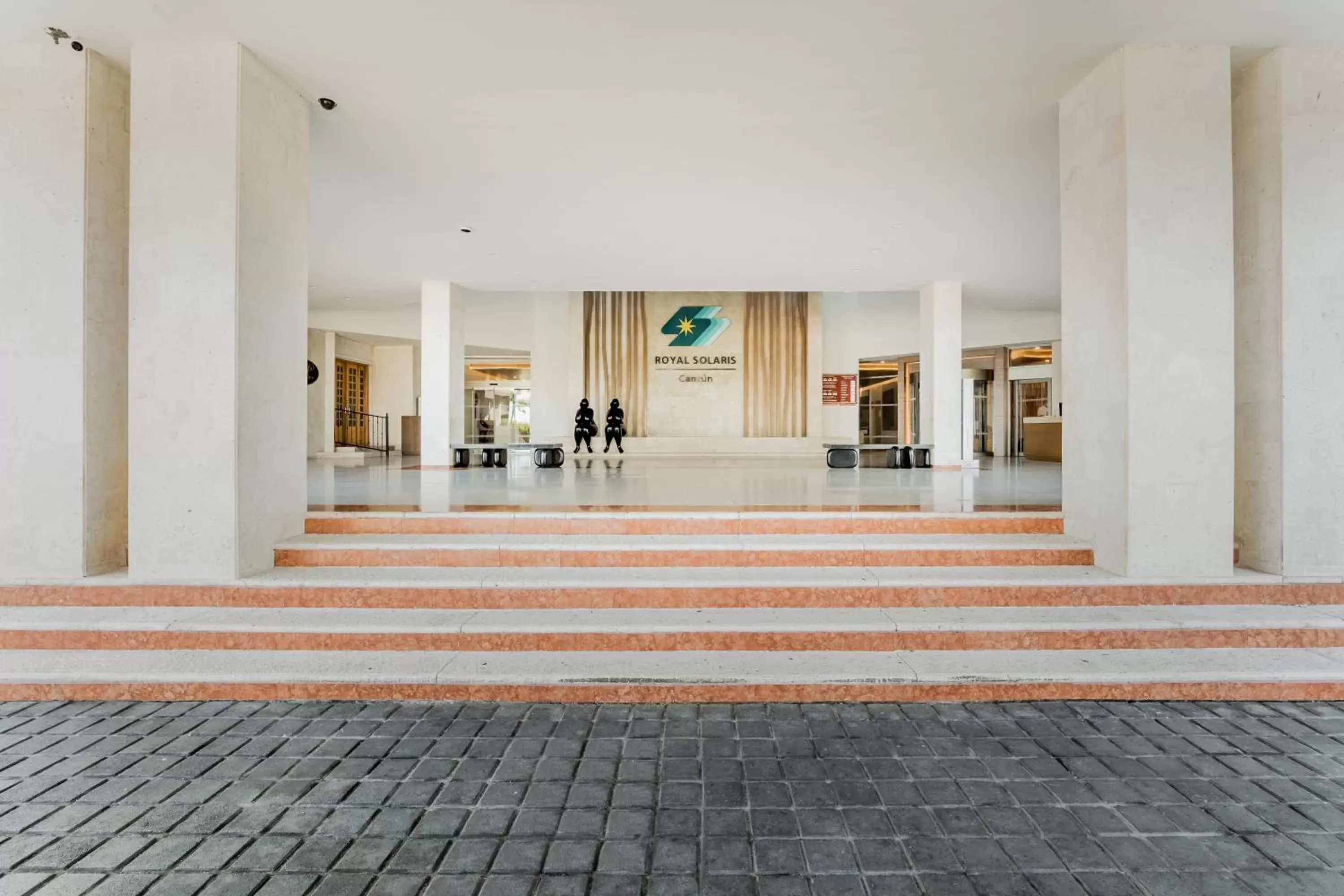 Facade/entrance in Royal Solaris Cancun-All Inclusive