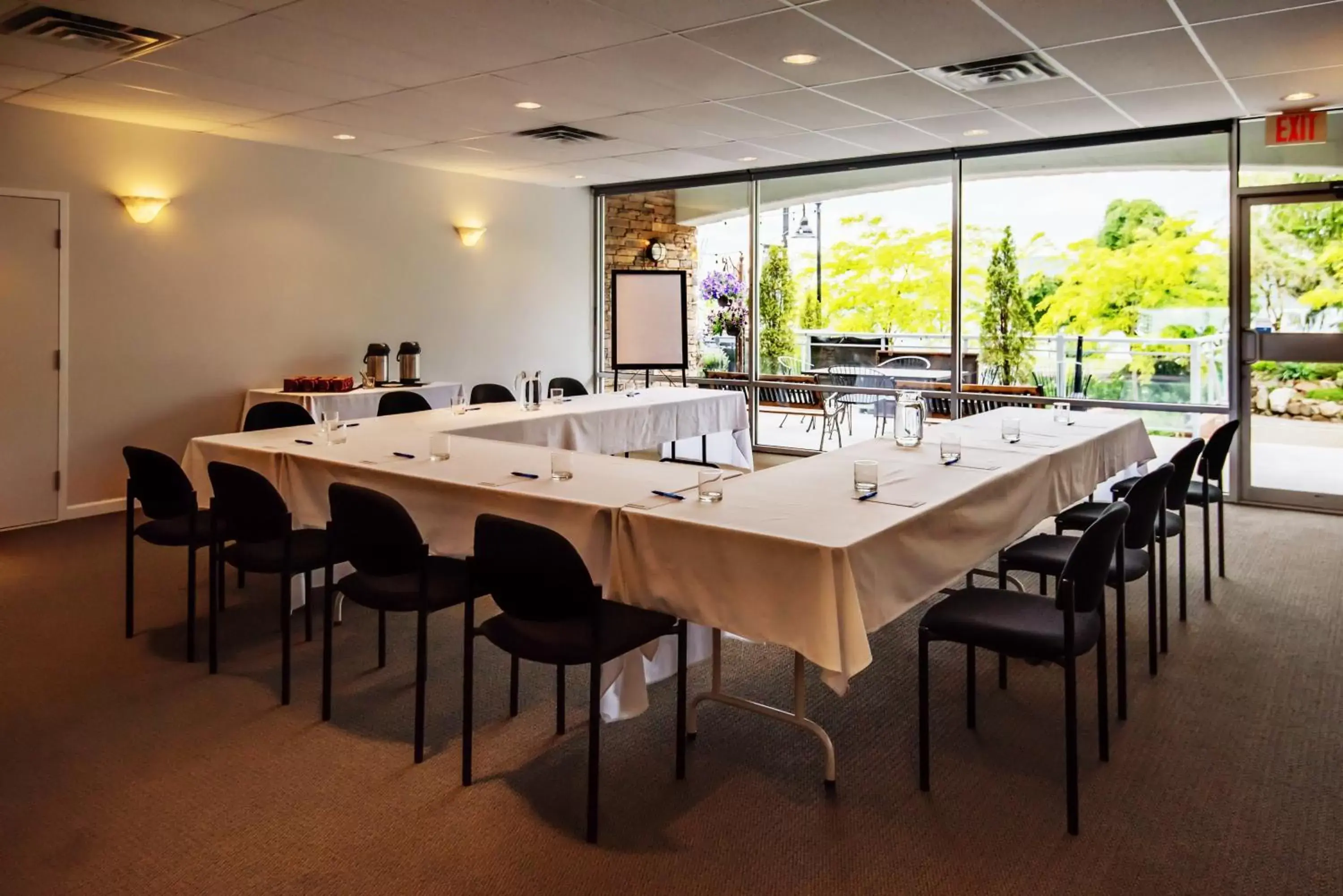 Meeting/conference room in Harrison Beach Hotel