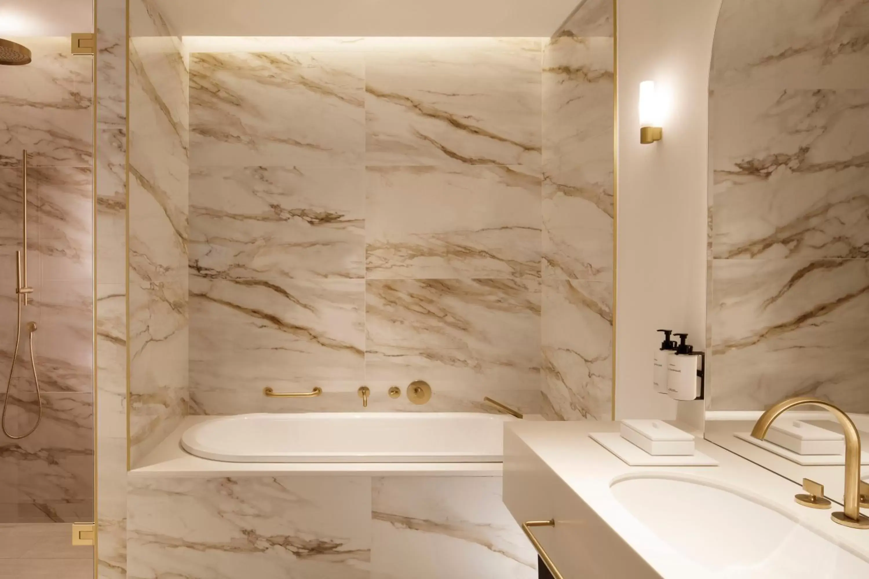 Bathroom in InterContinental Rome Ambasciatori Palace, an IHG Hotel
