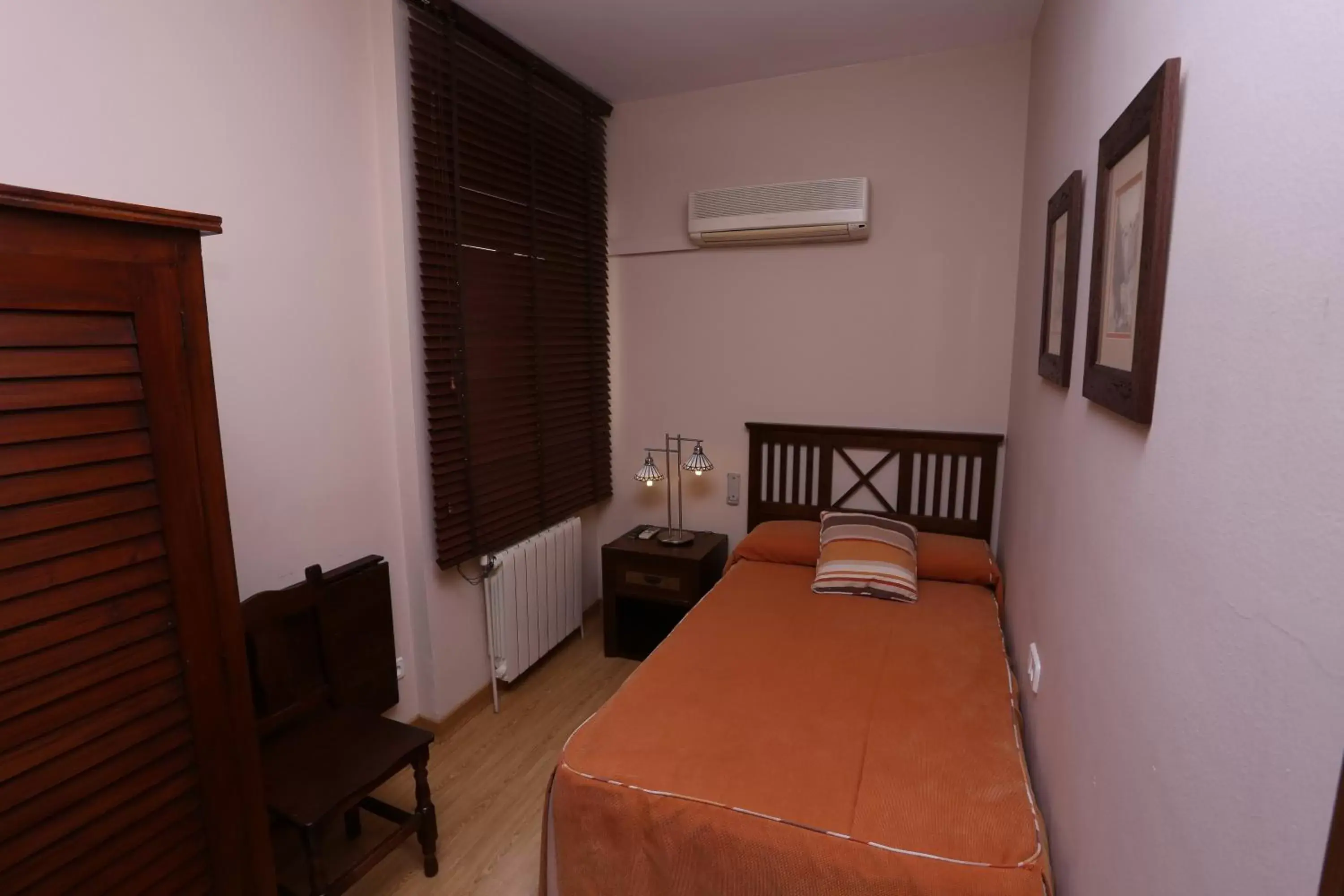 Single Room in Hotel Andalucia