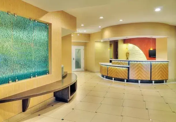 Lobby or reception in Hawthorn Suites by Wyndham Erie