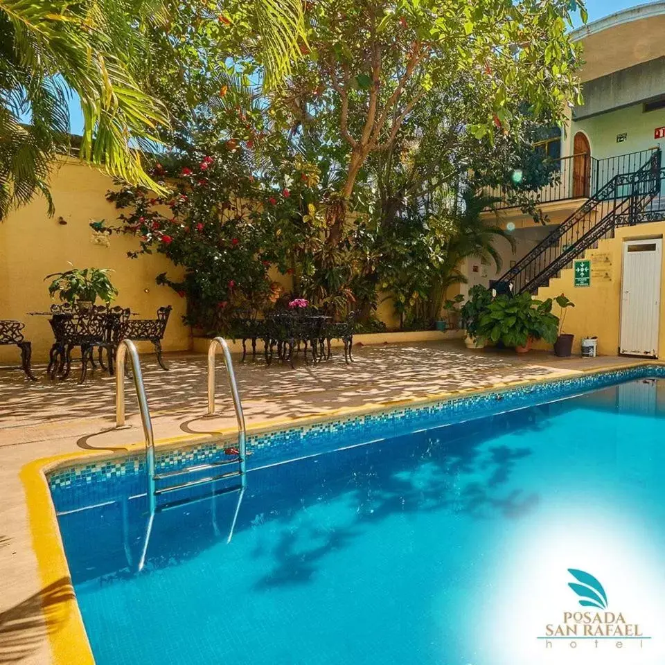 Swimming Pool in Hotel Posada San Rafael