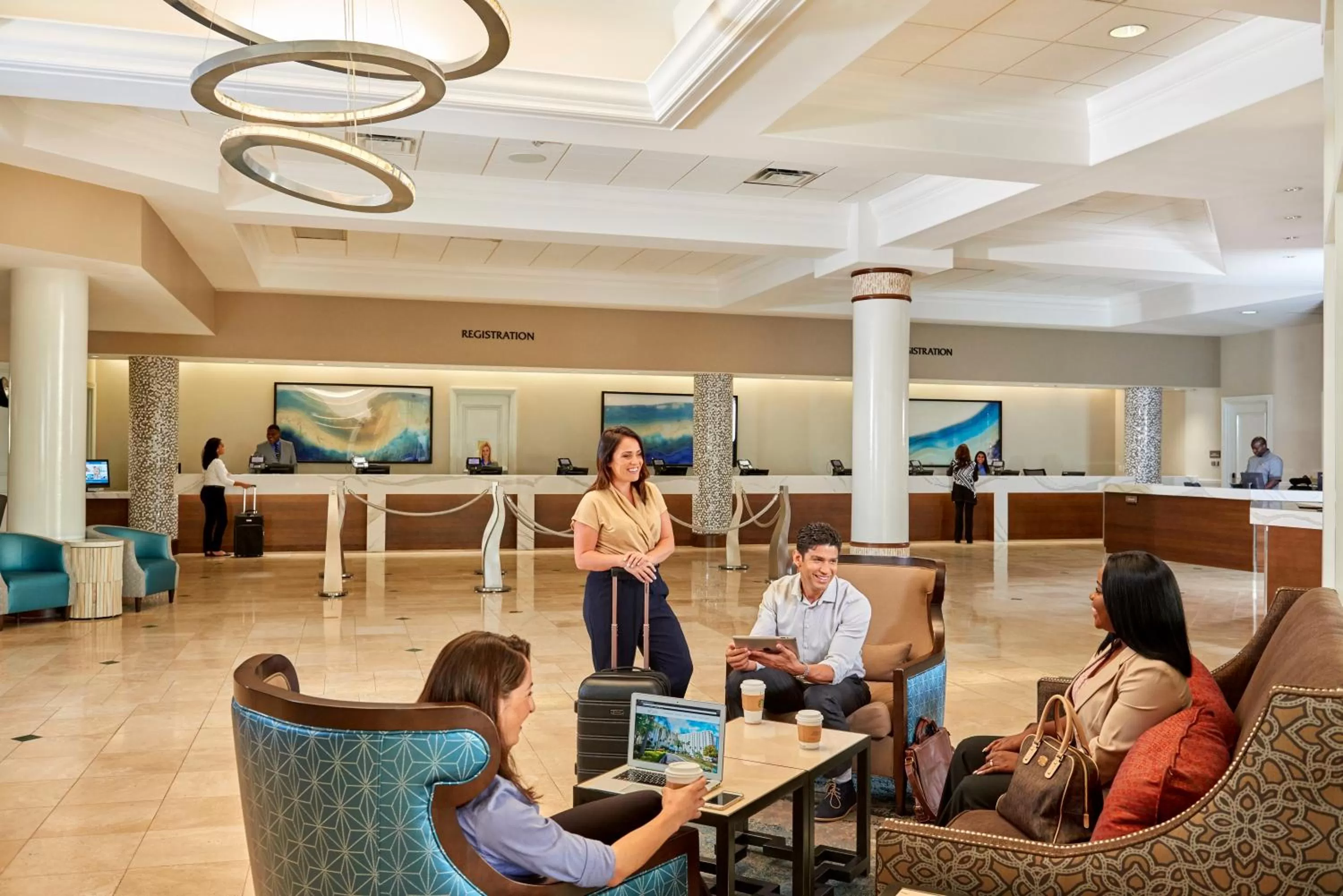 People in Rosen Plaza Hotel Orlando Convention Center