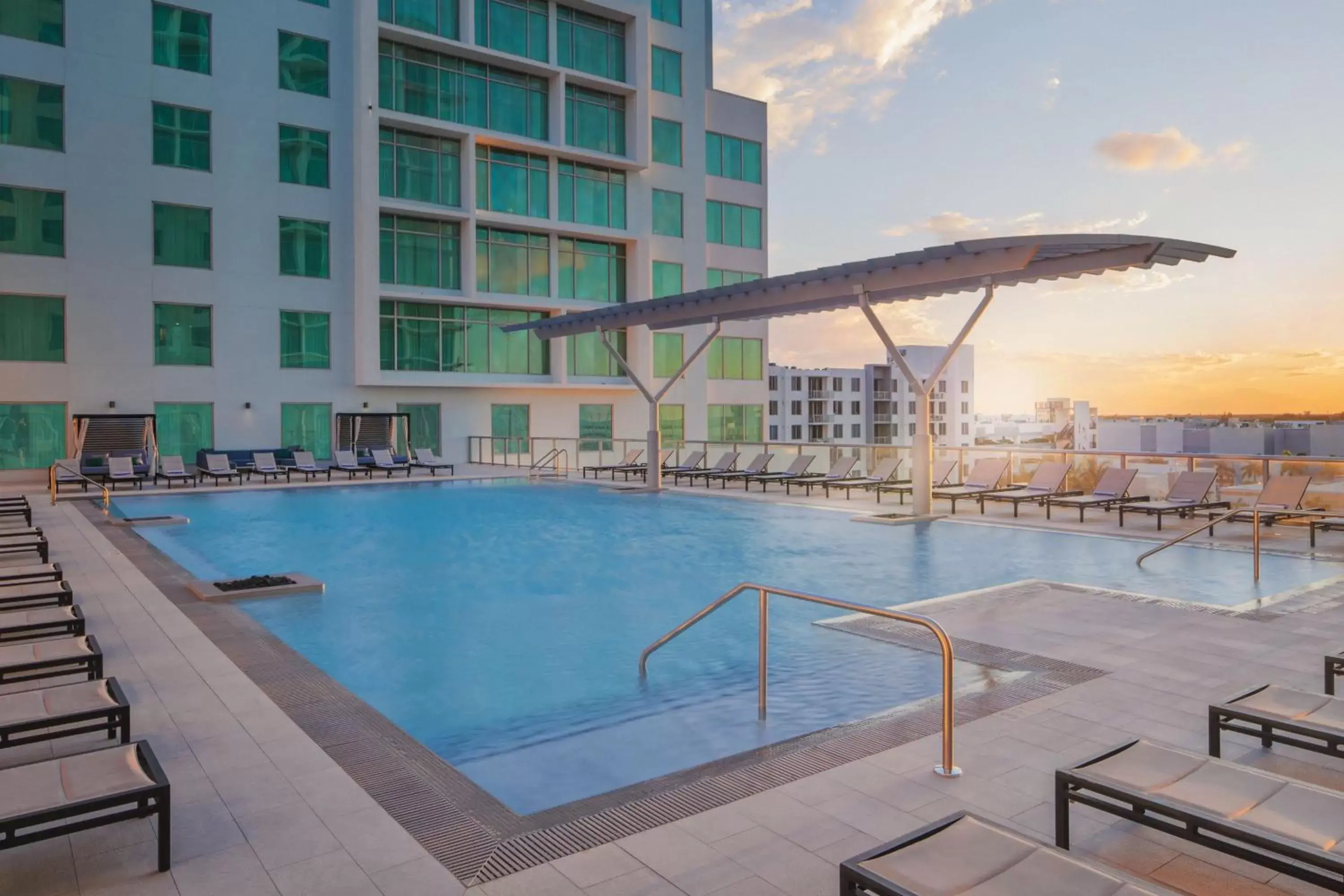 Swimming Pool in AC Hotel by Marriott Fort Lauderdale Airport