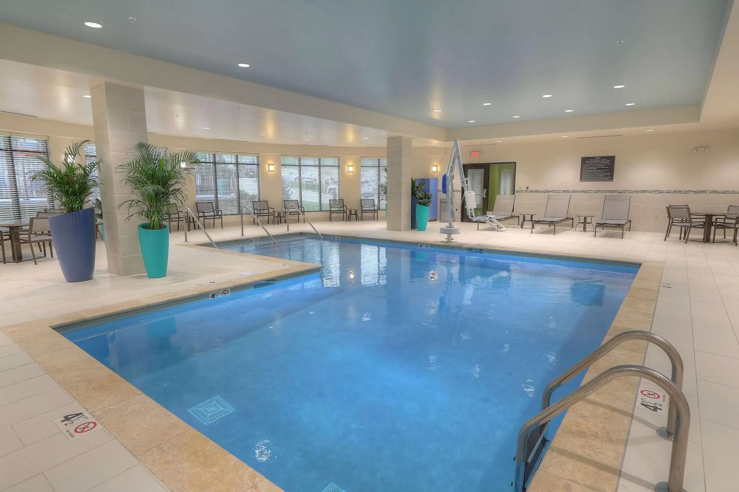 Pool view, Swimming Pool in Hilton Garden Inn Pigeon Forge