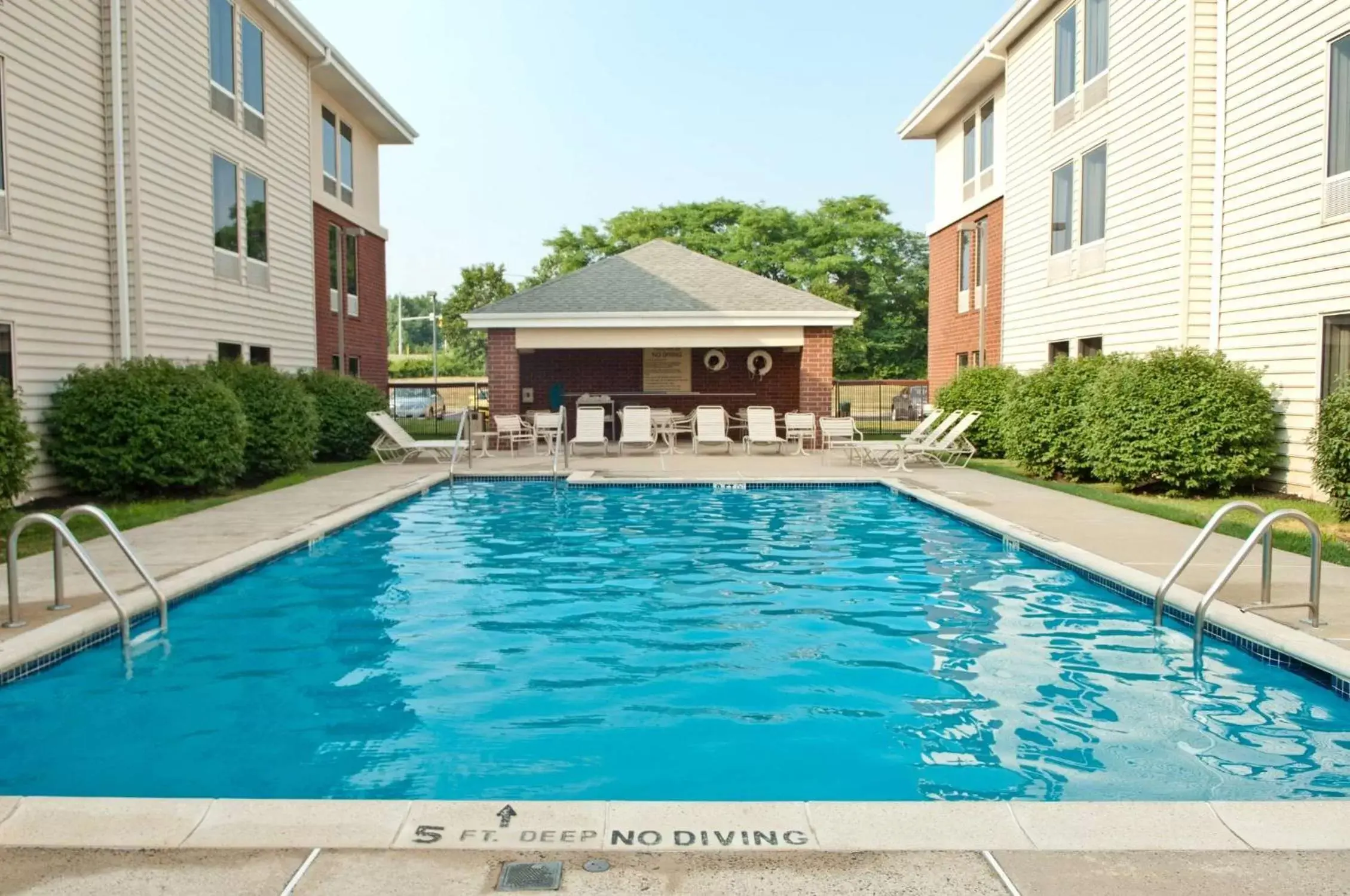 Pool view, Swimming Pool in Hampton Inn & Suites Newtown