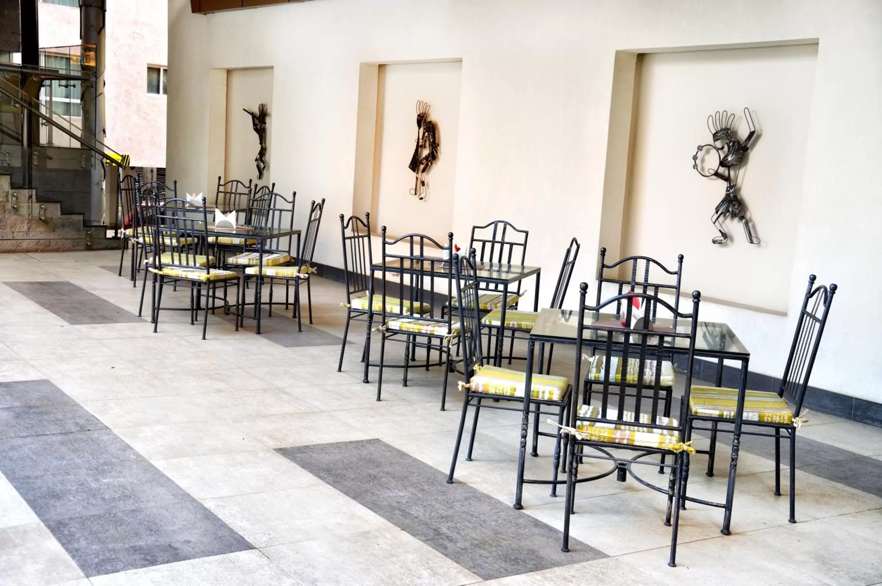 Lounge or bar in The Zehneria Hotel Lounge or bar in The Zehneria Hotel