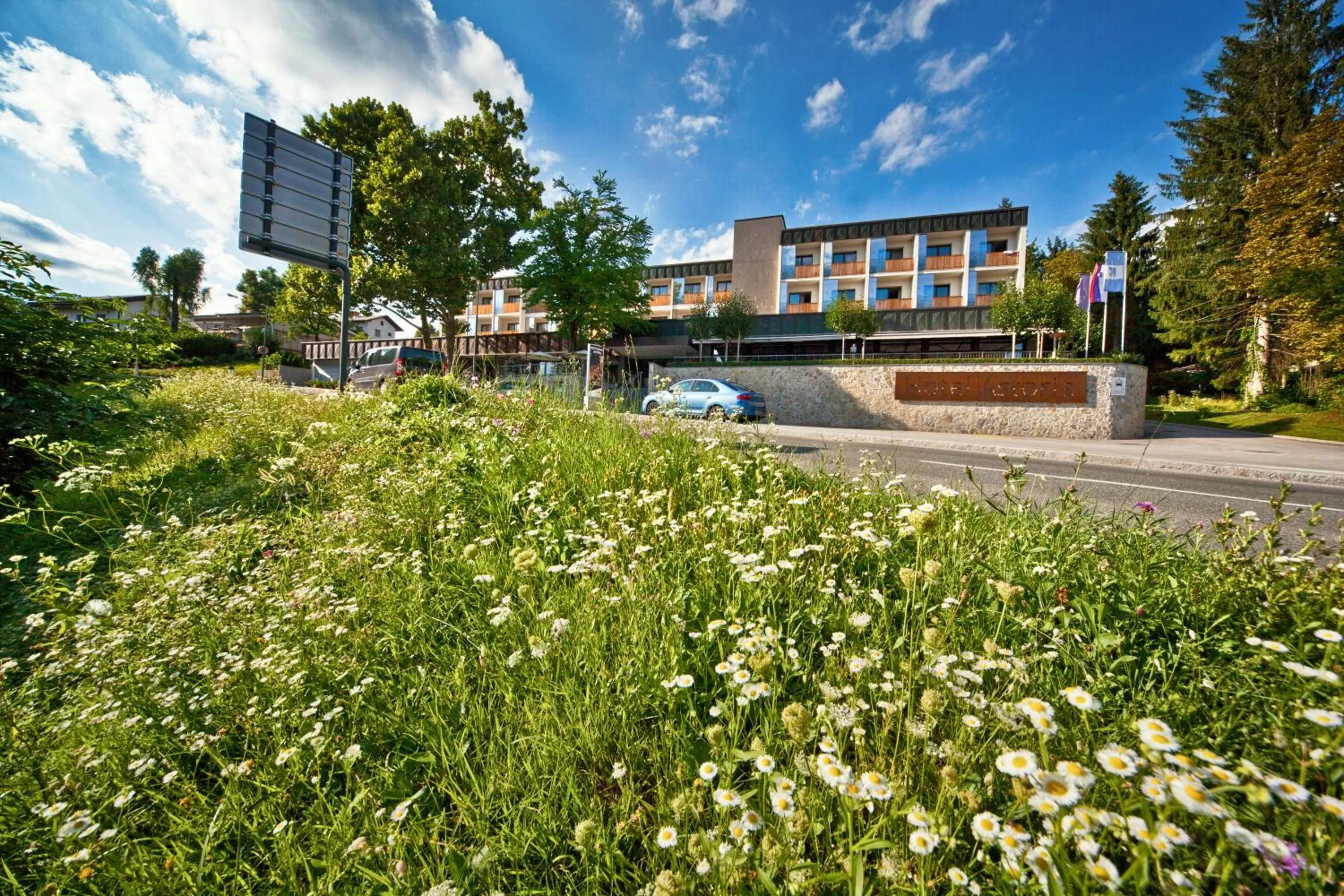 Facade/entrance in Hotel Astoria Superior