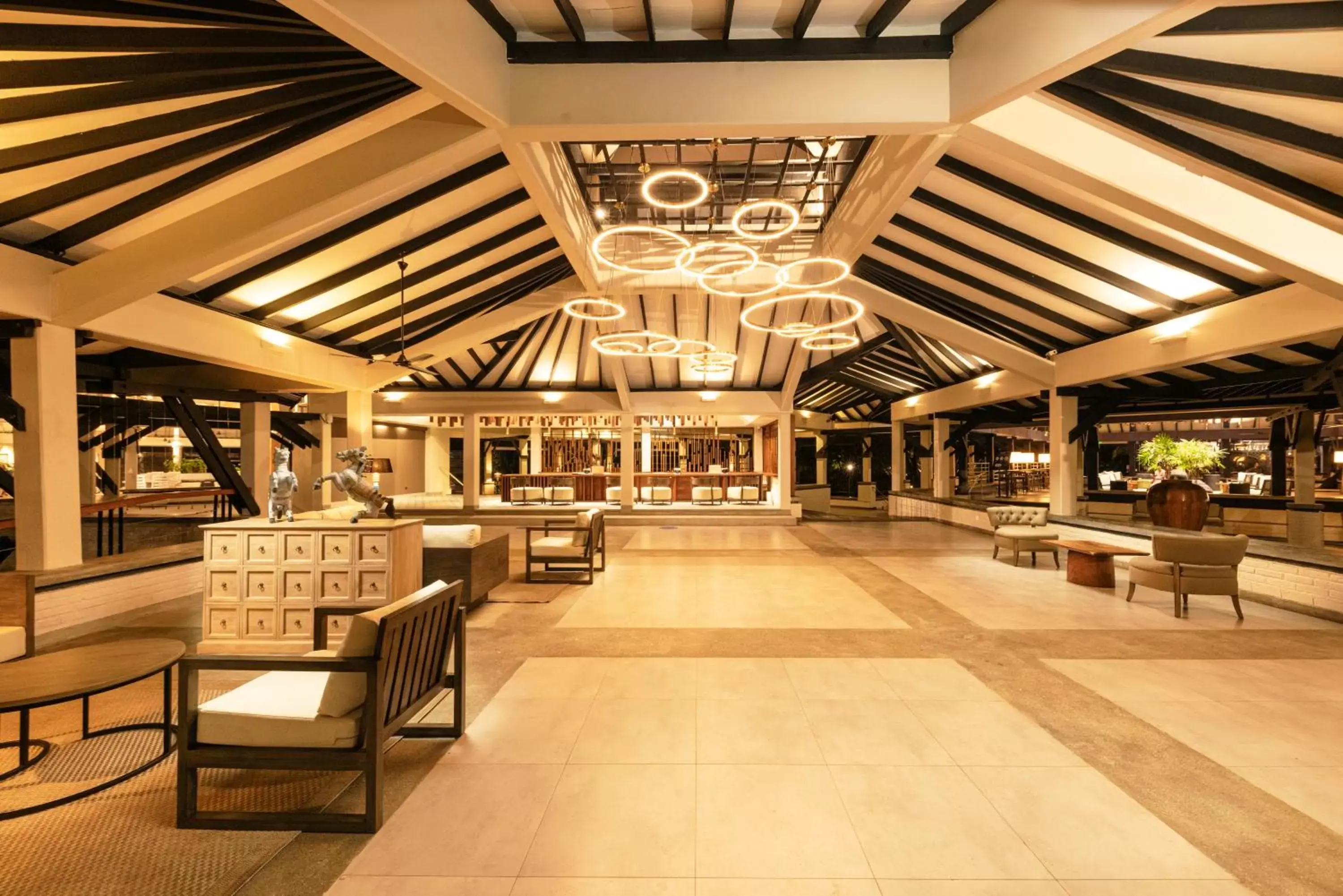 Lobby or reception, Restaurant/Places to Eat in Club Hotel Dolphin