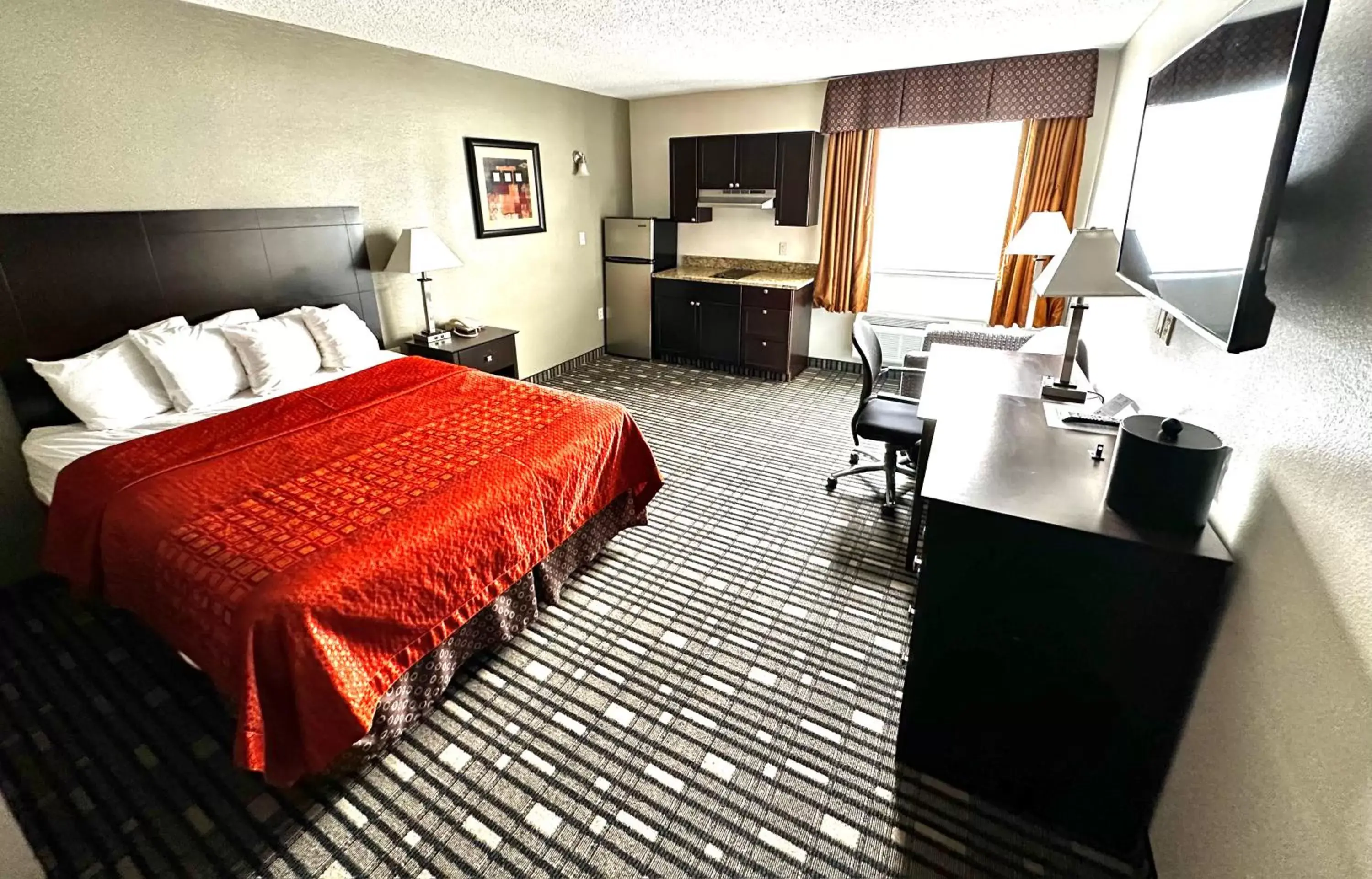 Guests in SureStay Plus Hotel by Best Western Lubbock Medical Center