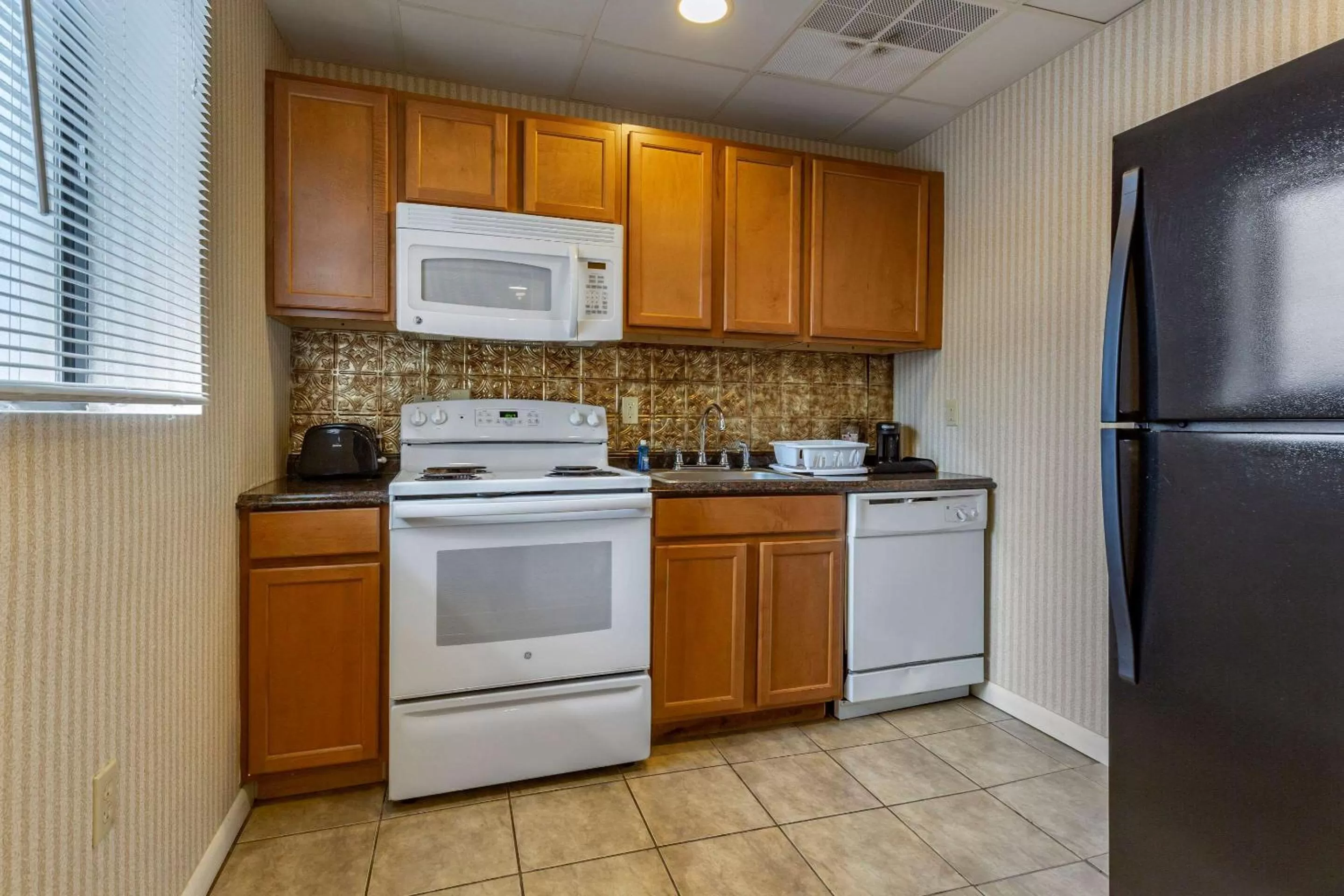 Photo of the whole room in Quality Inn Boardwalk