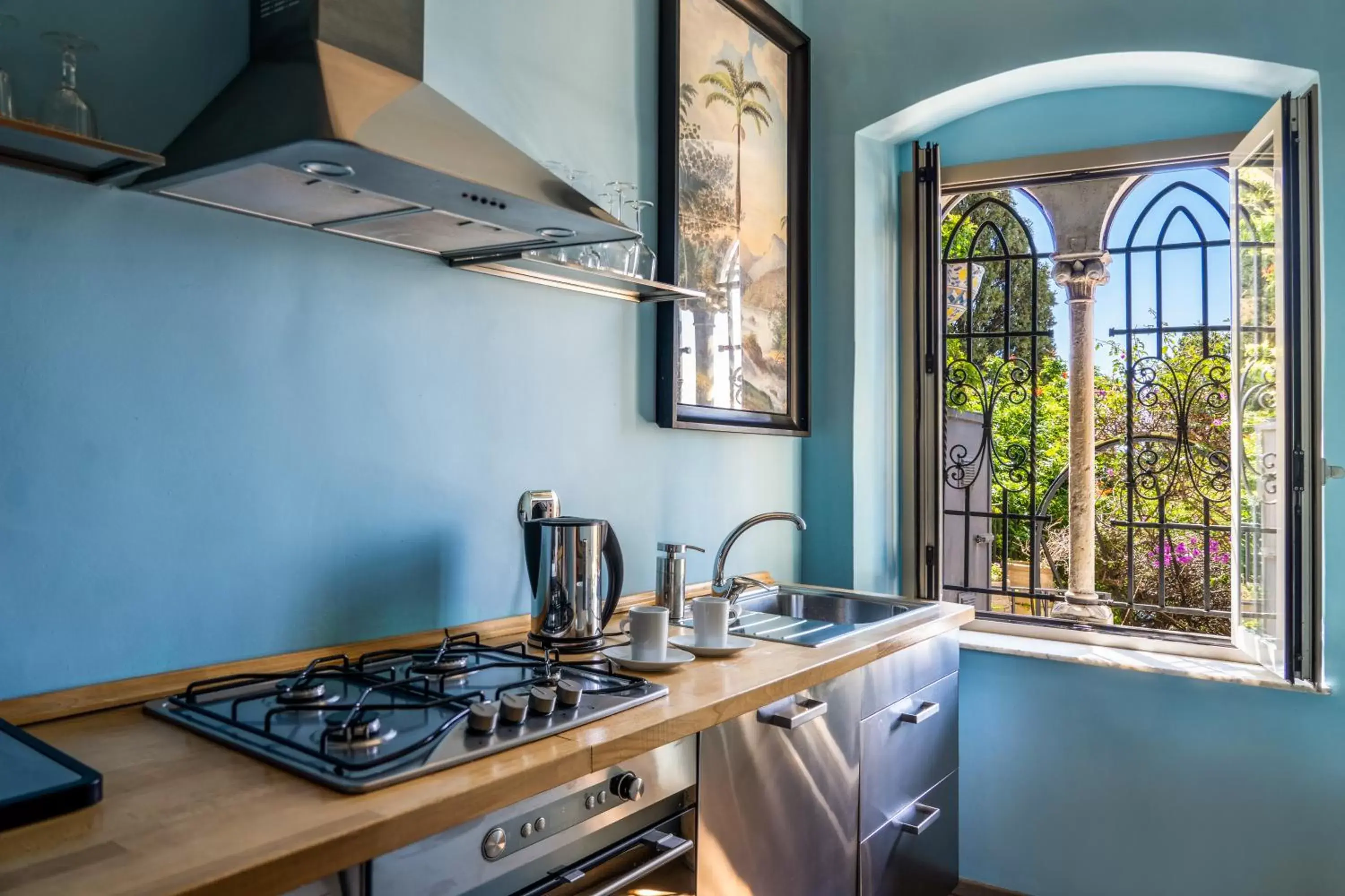 Kitchen/Kitchenette in Hotel Villa Carlotta