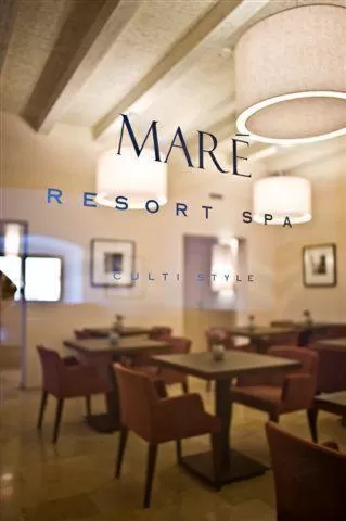 Restaurant/places to eat in Maré Resort