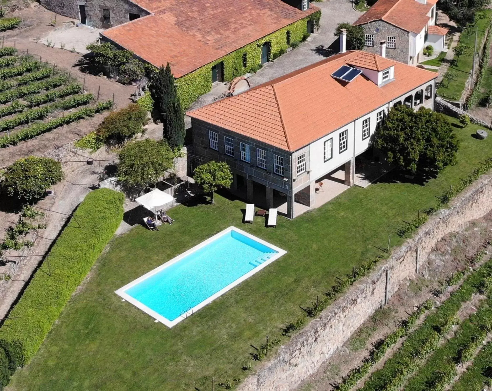Swimming pool, Bird's-eye View in Quinta da Portela - Casa Visconde Arneiros