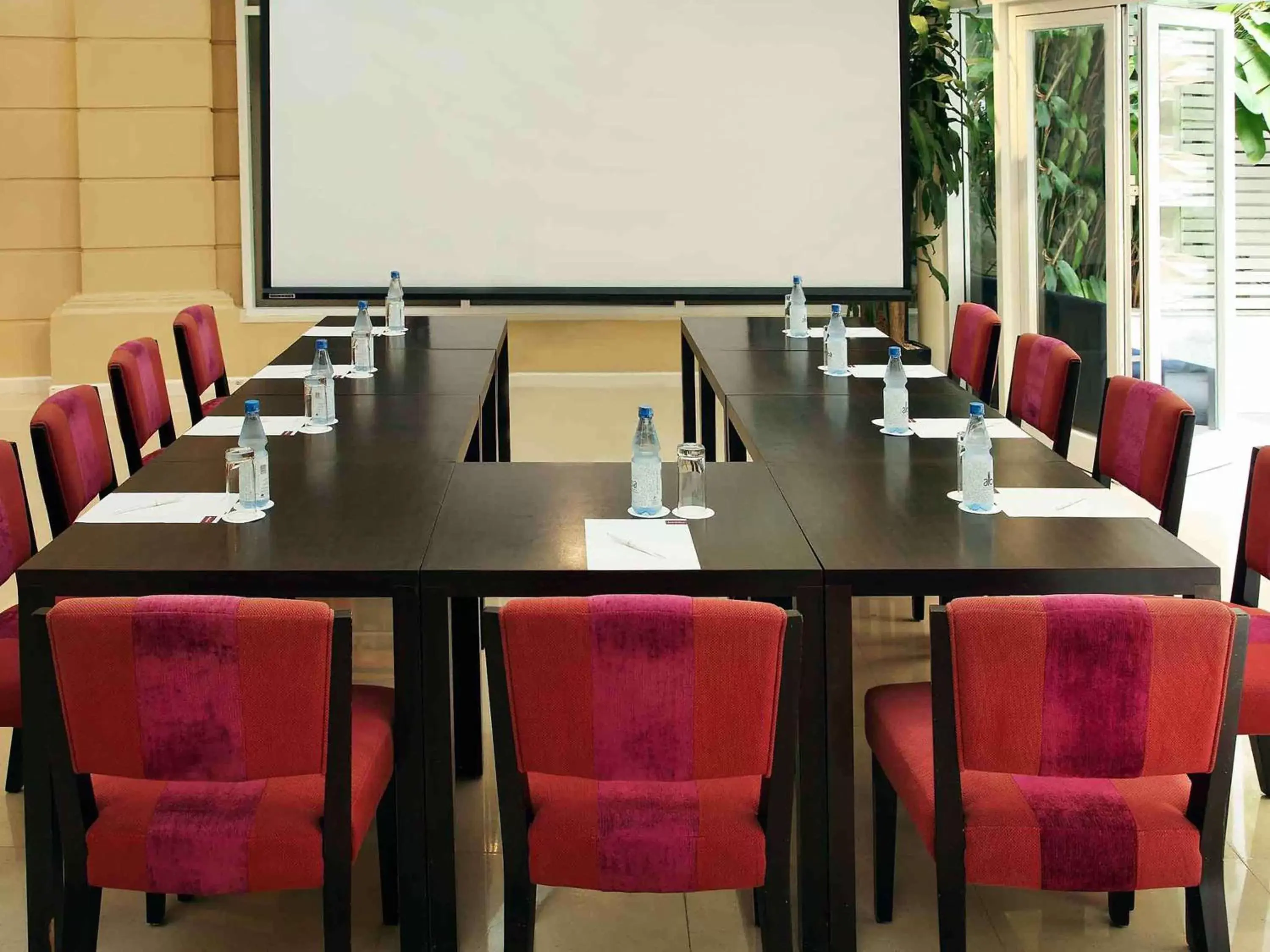 Meeting/conference room in Mercure Hanoi La Gare Hotel