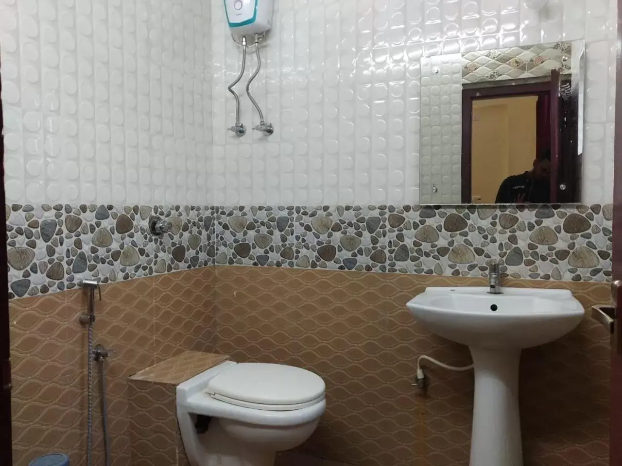 Bathroom in STAYMAKER Srinivasa Residency