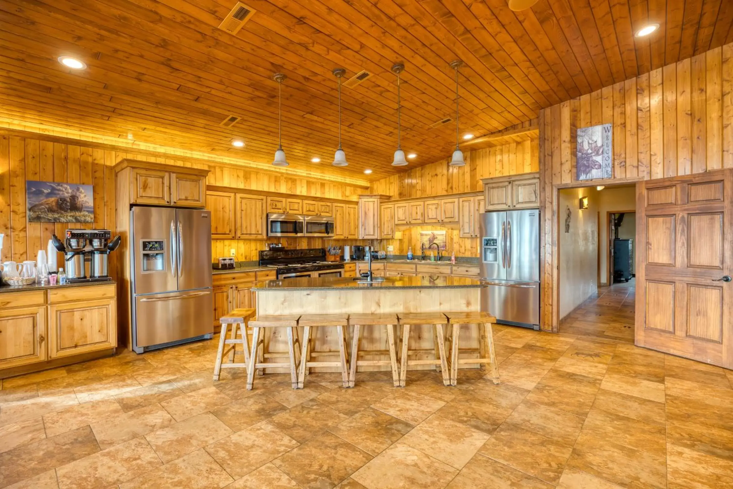 Kitchen/Kitchenette in Lewis & Clark Resort