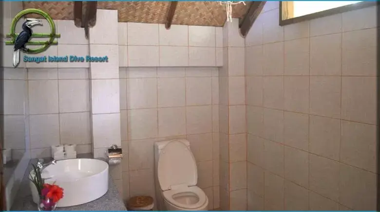 Bathroom in Sangat Island Dive Resort