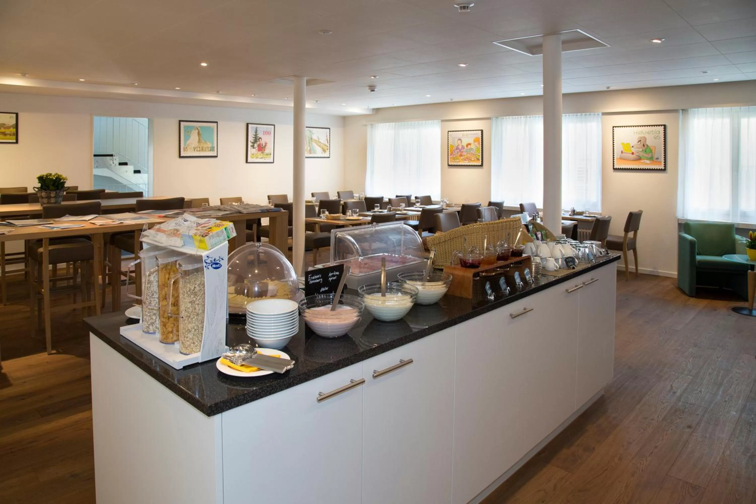 Food and drinks in Central Hotel Post