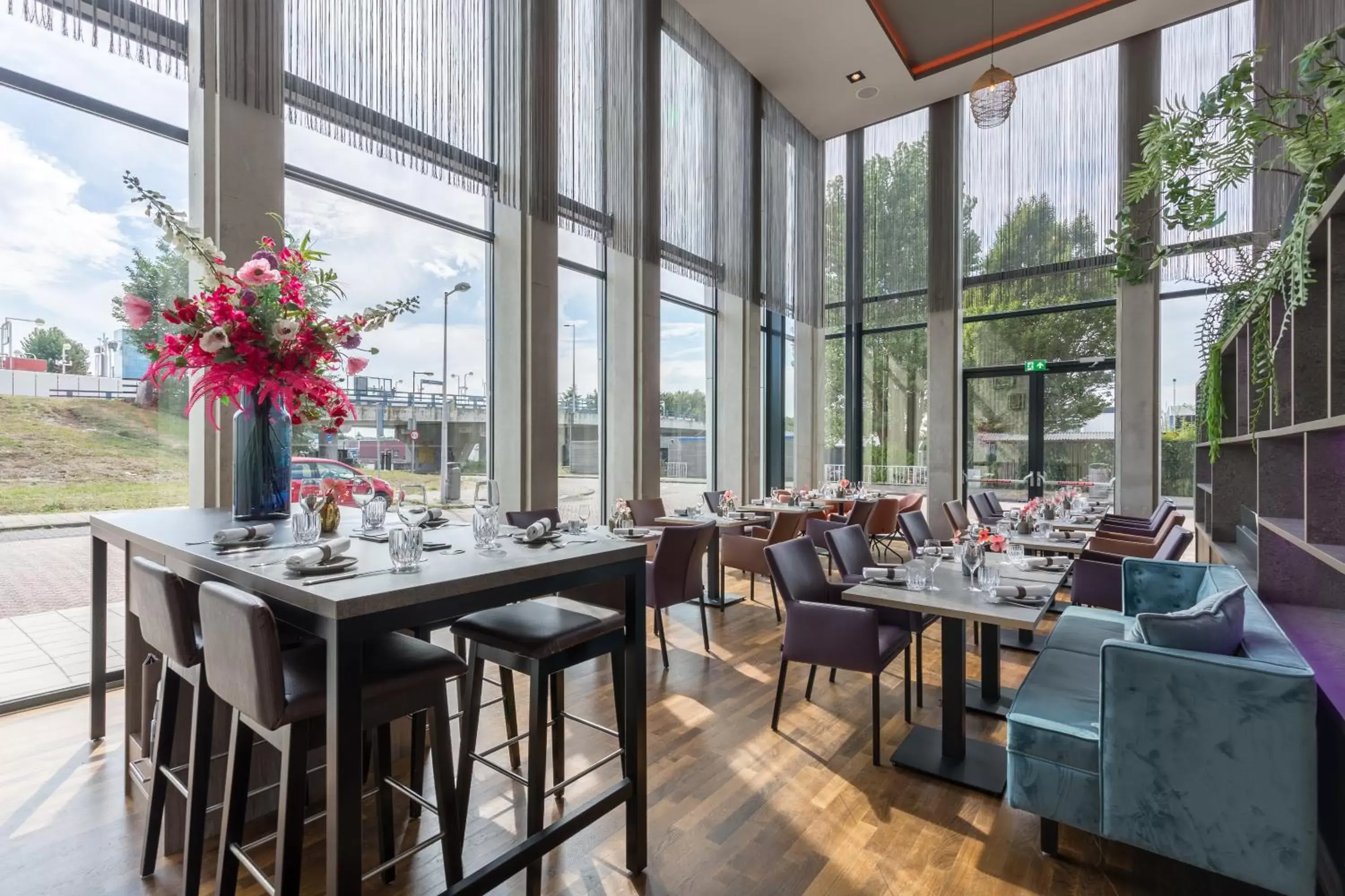 Restaurant/Places to Eat in Leonardo Royal Hotel Amsterdam