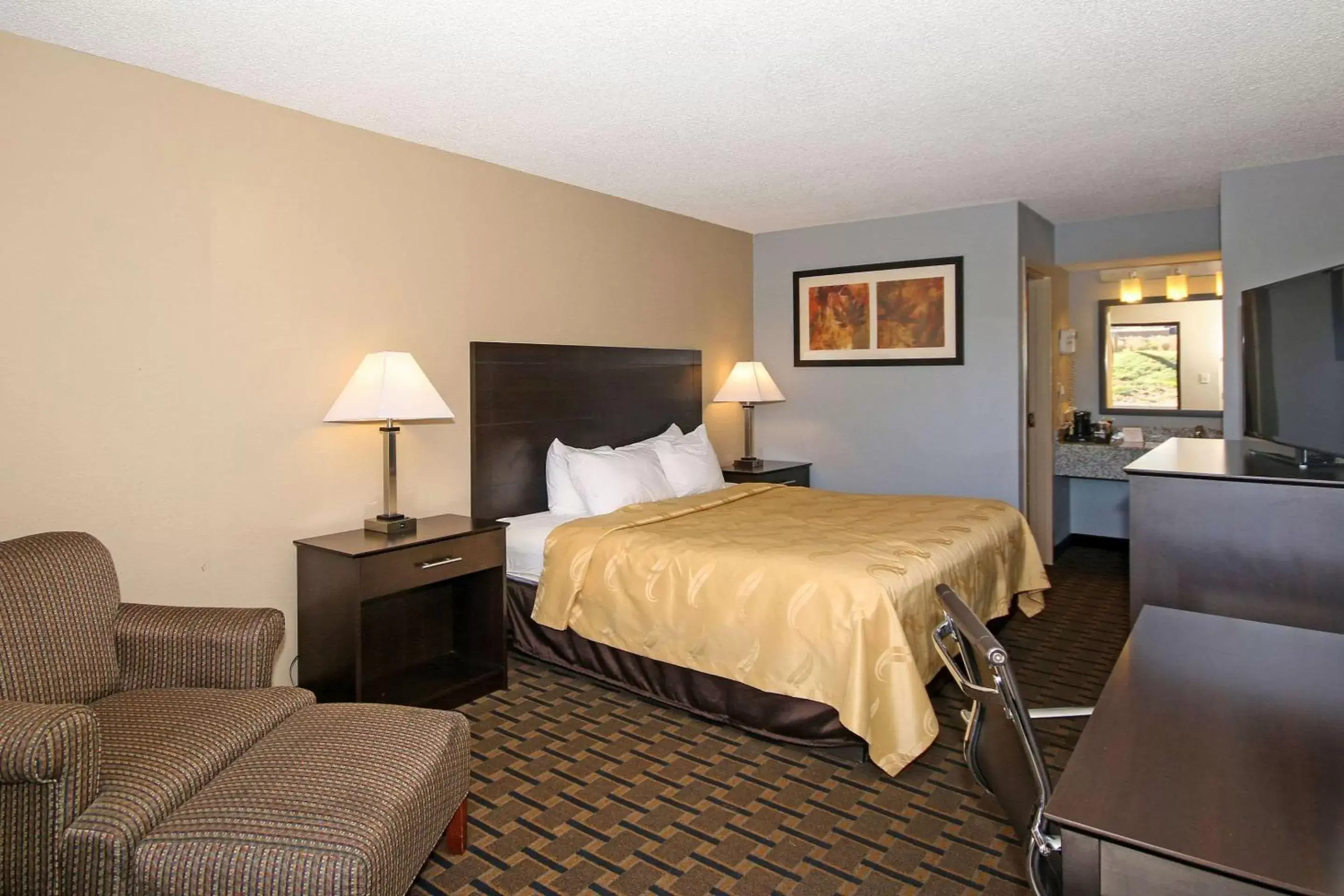 Photo of the whole room in Quality Inn Clinton - Laurens I-26