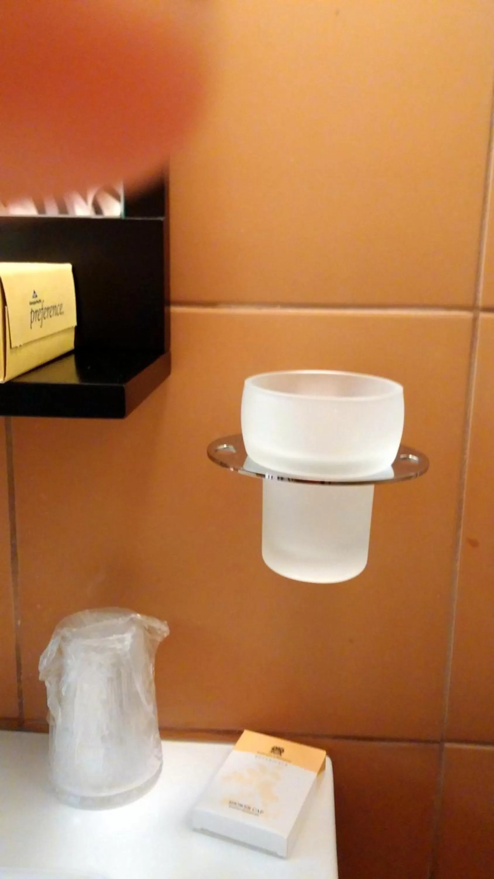 Bathroom in The Usonian Inn LLC