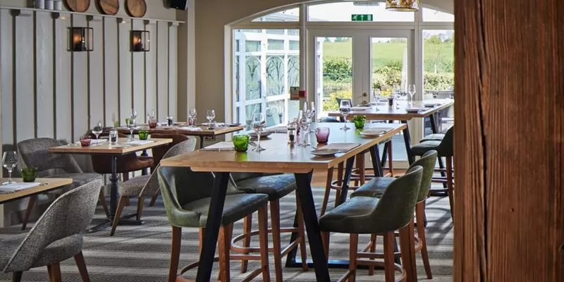 Restaurant/places to eat in Lion Quays Resort