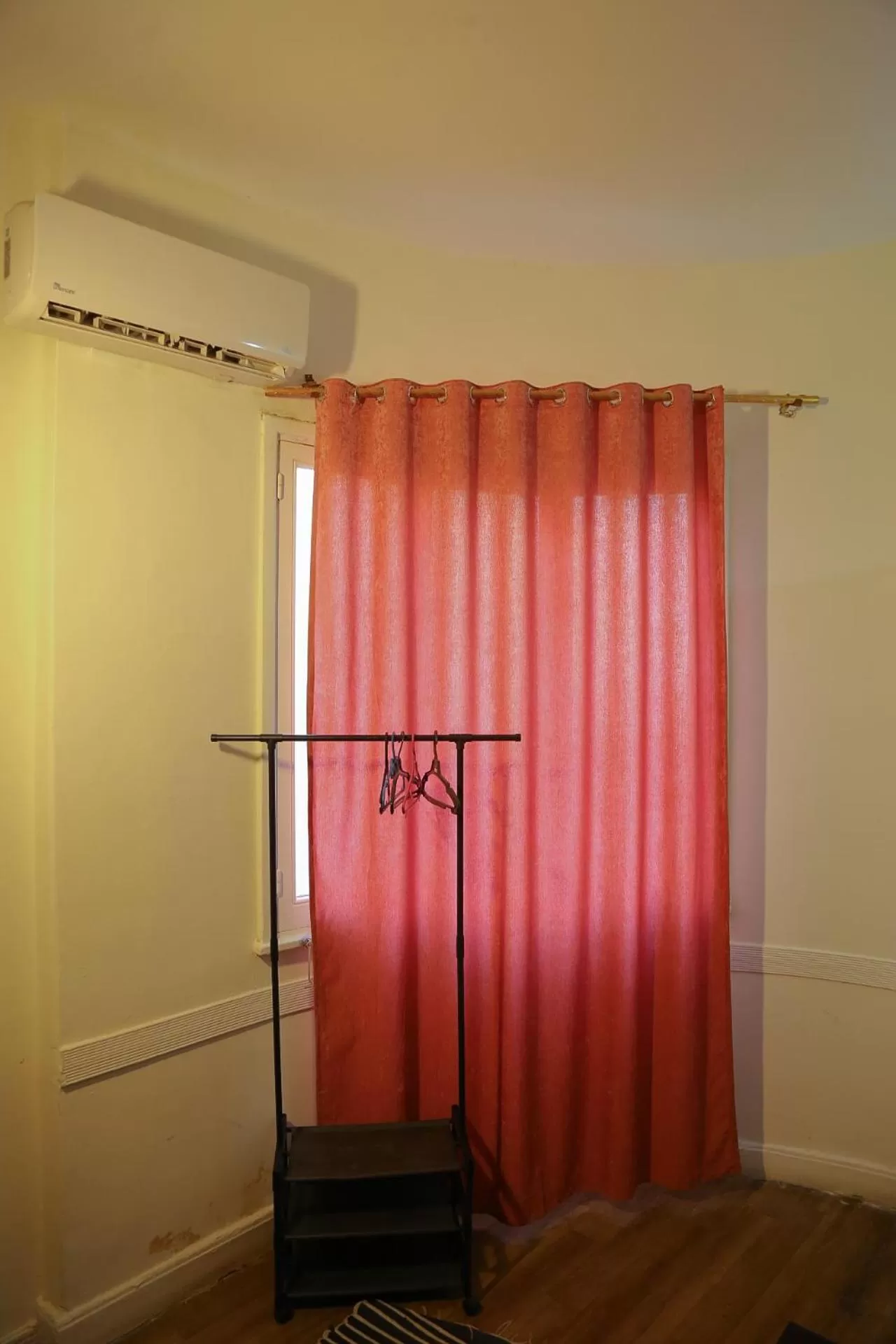 TV/Entertainment Center in Castle Hotel