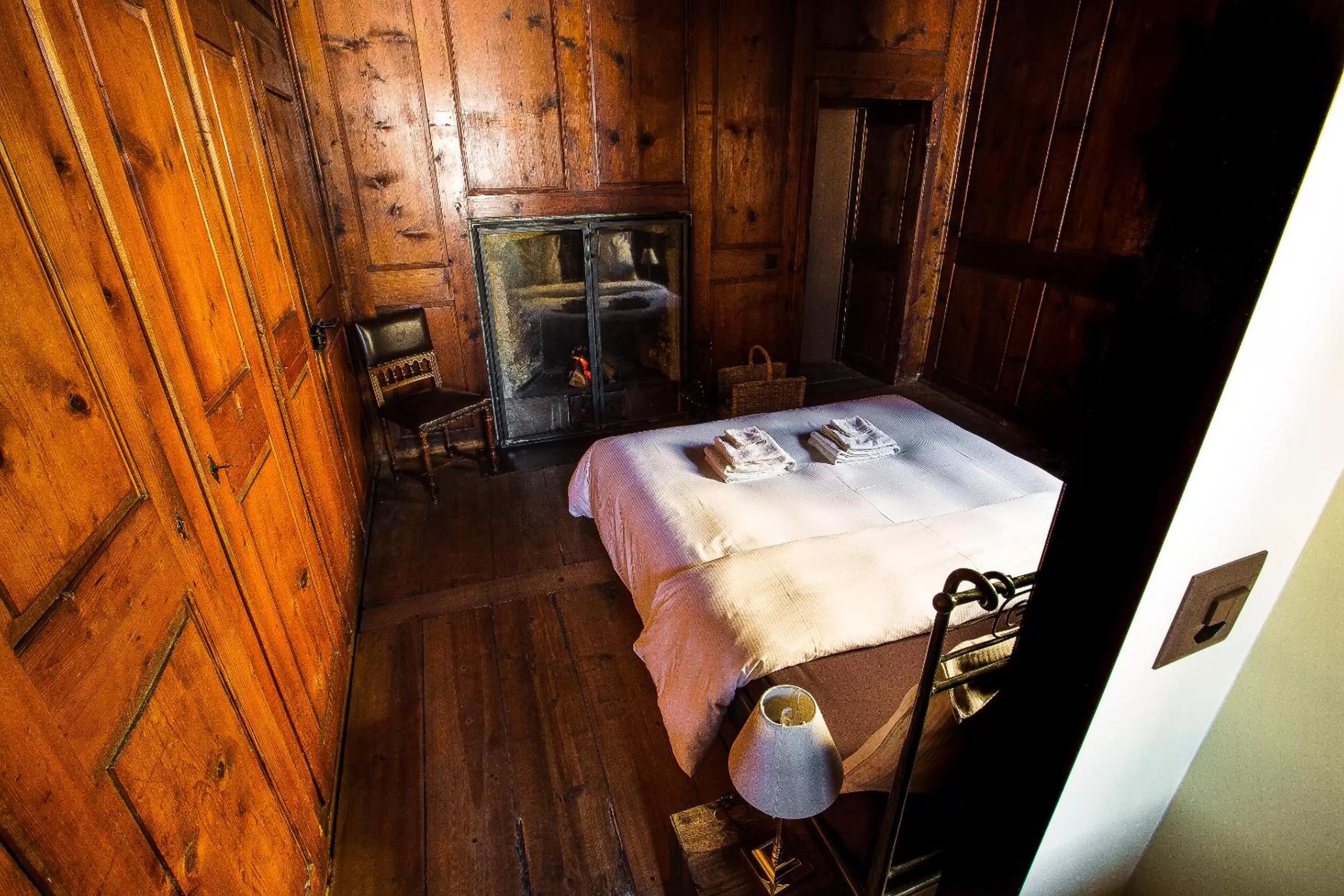 Photo of the whole room, Bed in La Grande Maison