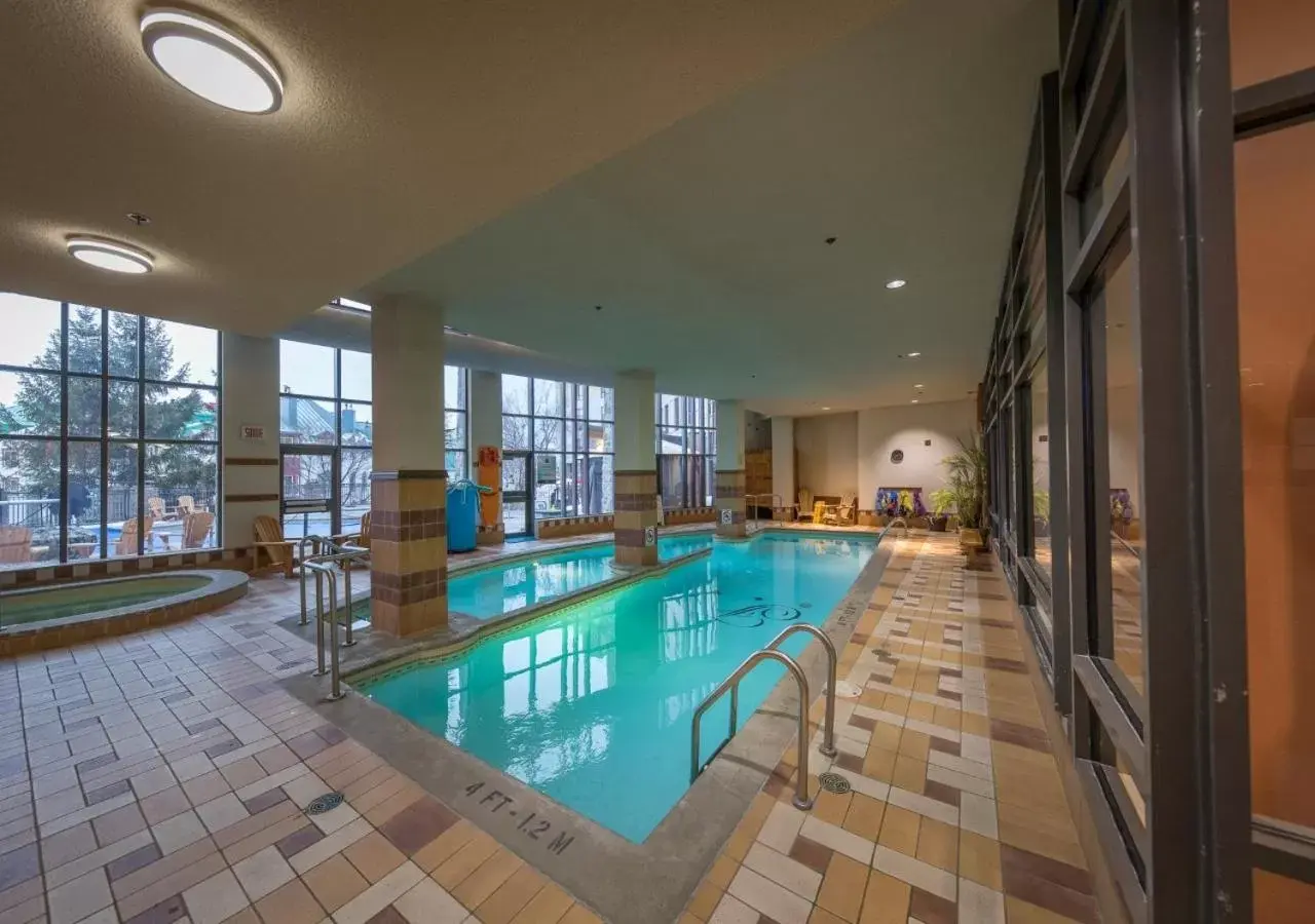 Swimming Pool in Fairmont Tremblant